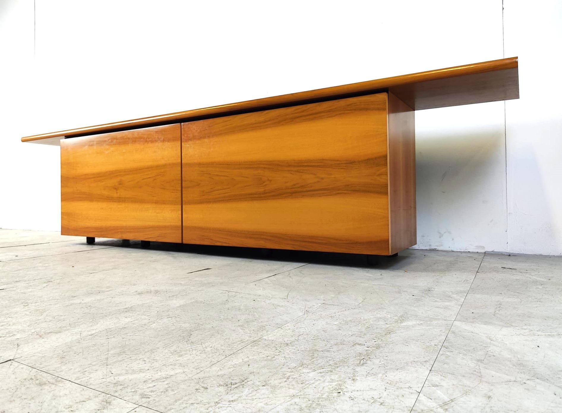 Italian Sheraton Sideboard by Giotto Stoppino for Acerbis, 1977 For Sale
