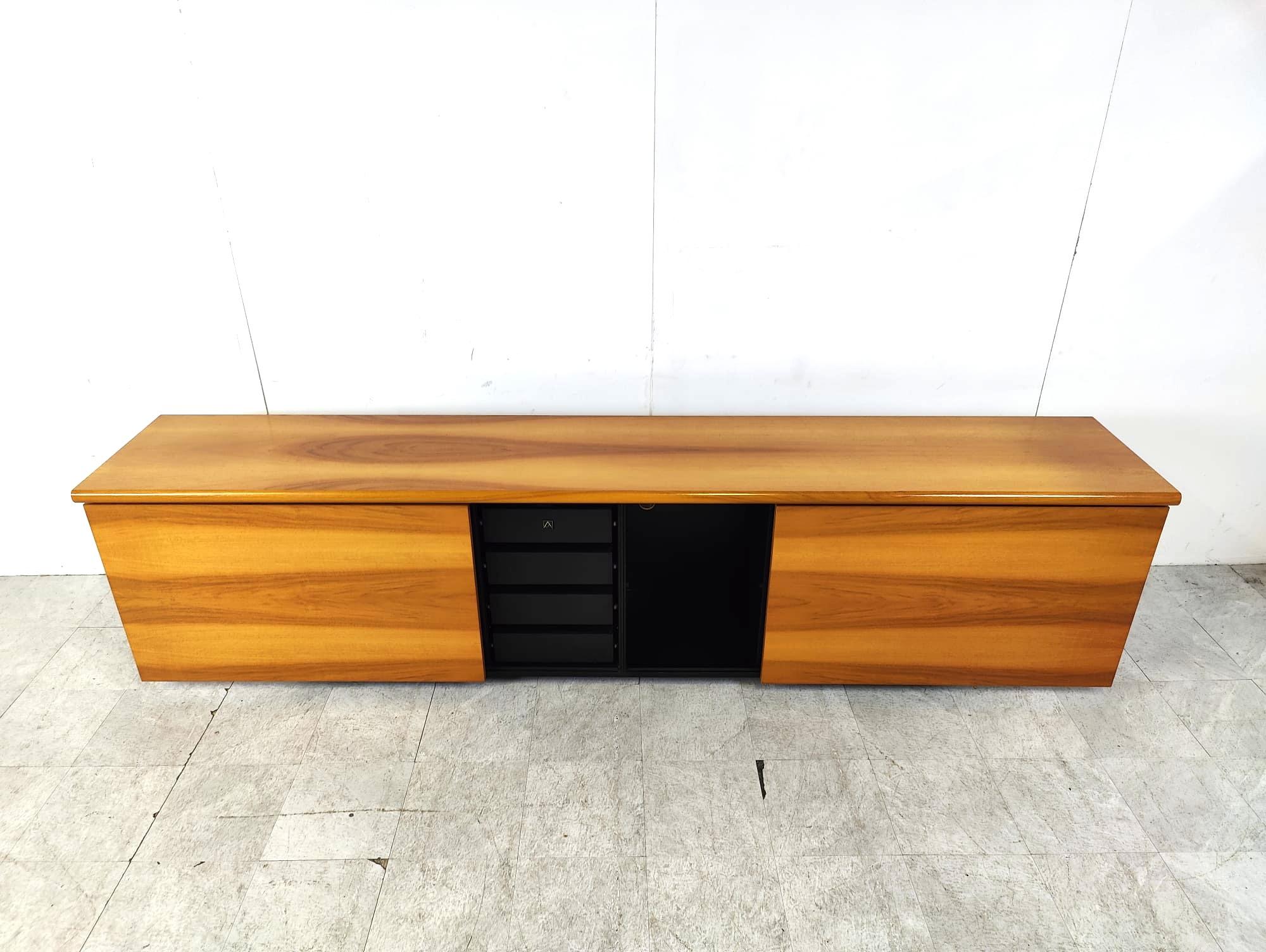 Late 20th Century Sheraton Sideboard by Giotto Stoppino for Acerbis, 1977 For Sale