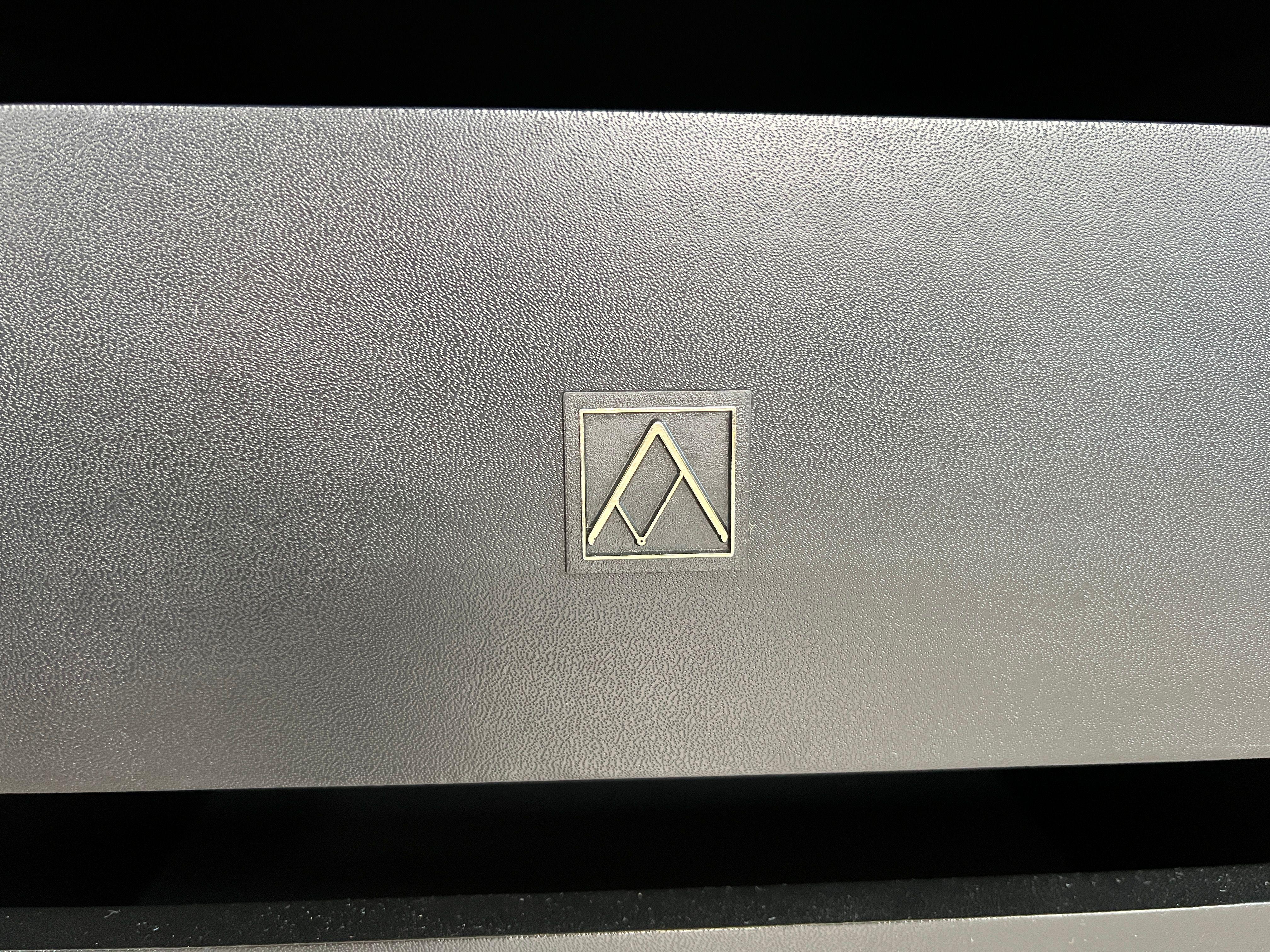XX secolo Credenza Sheraton di Lodovico Acerbis