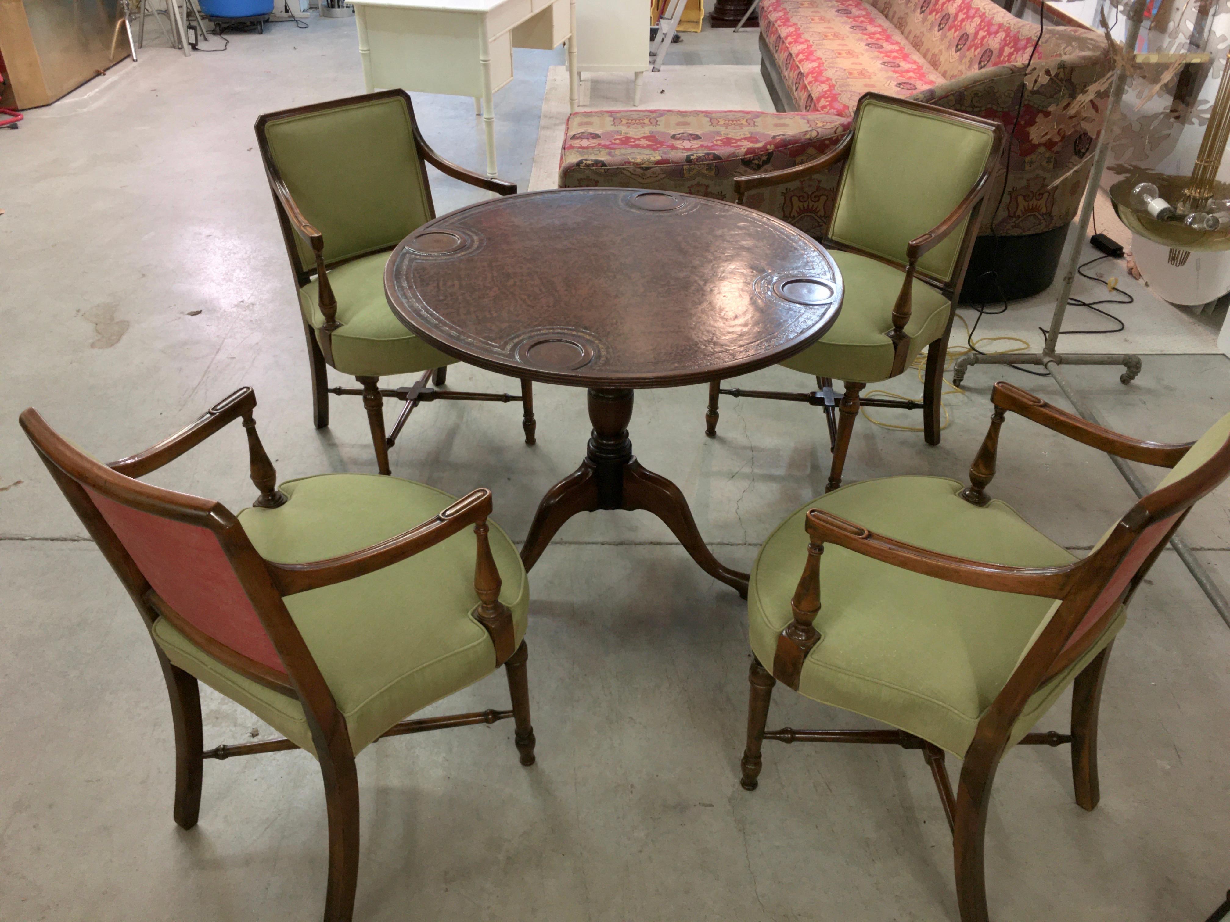 Sheraton Style Game Table and Four Armchairs In Good Condition In Hanover, MA