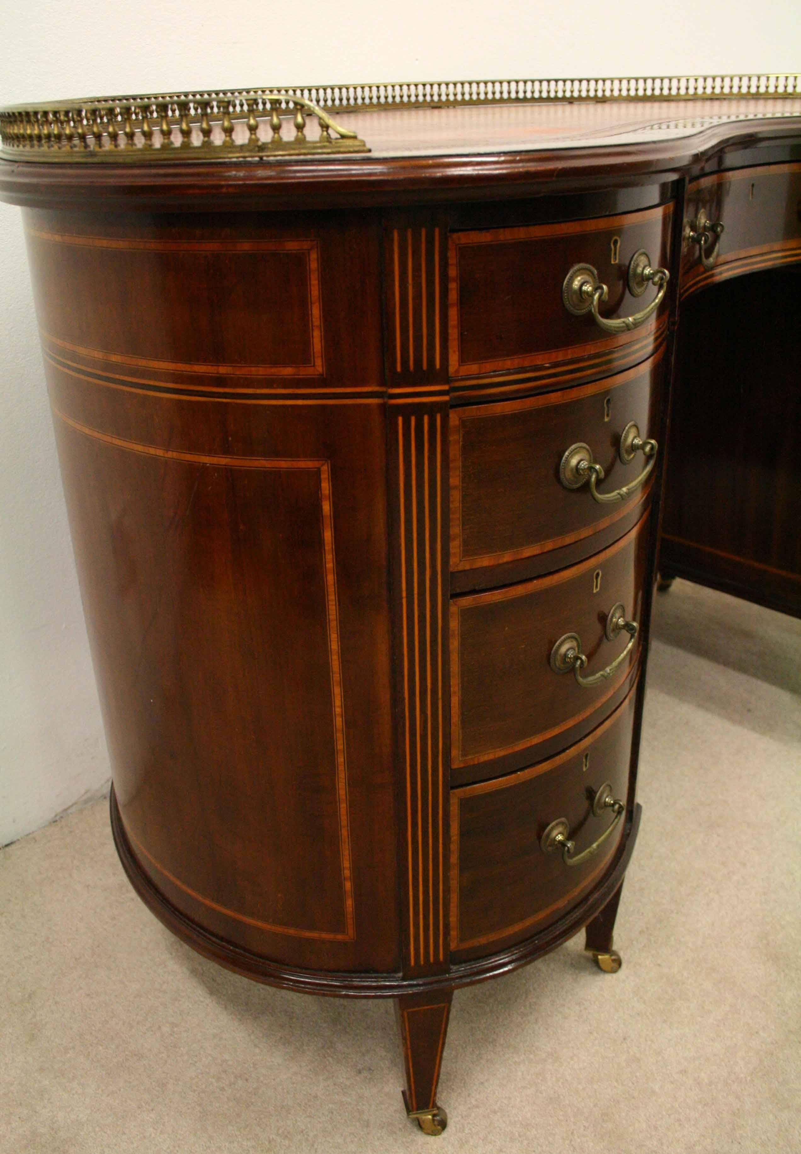 Sheraton Style Kidney Shaped Mahogany Inlaid Desk For Sale 1