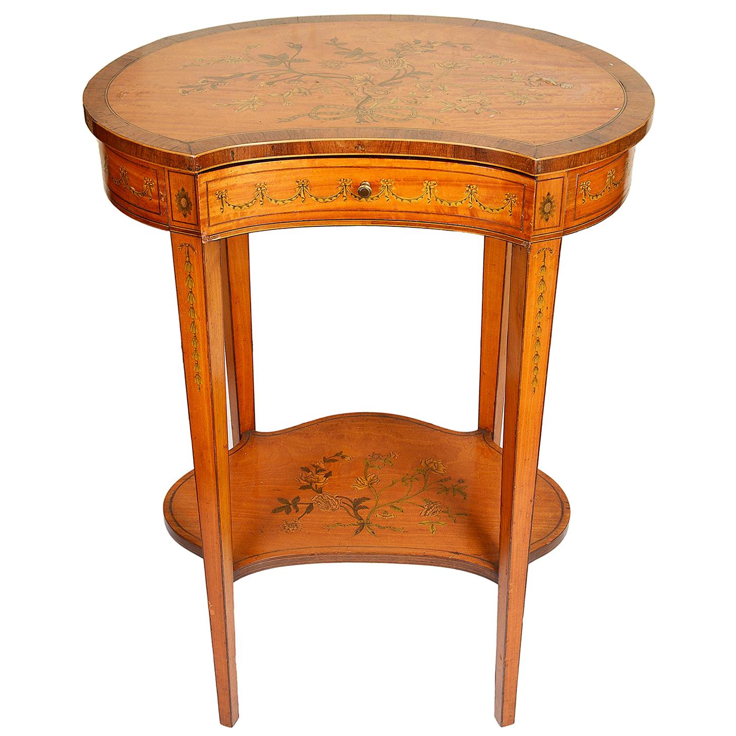 Tavolino in legno satinato in stile Sheraton di Edward & Roberts in vendita