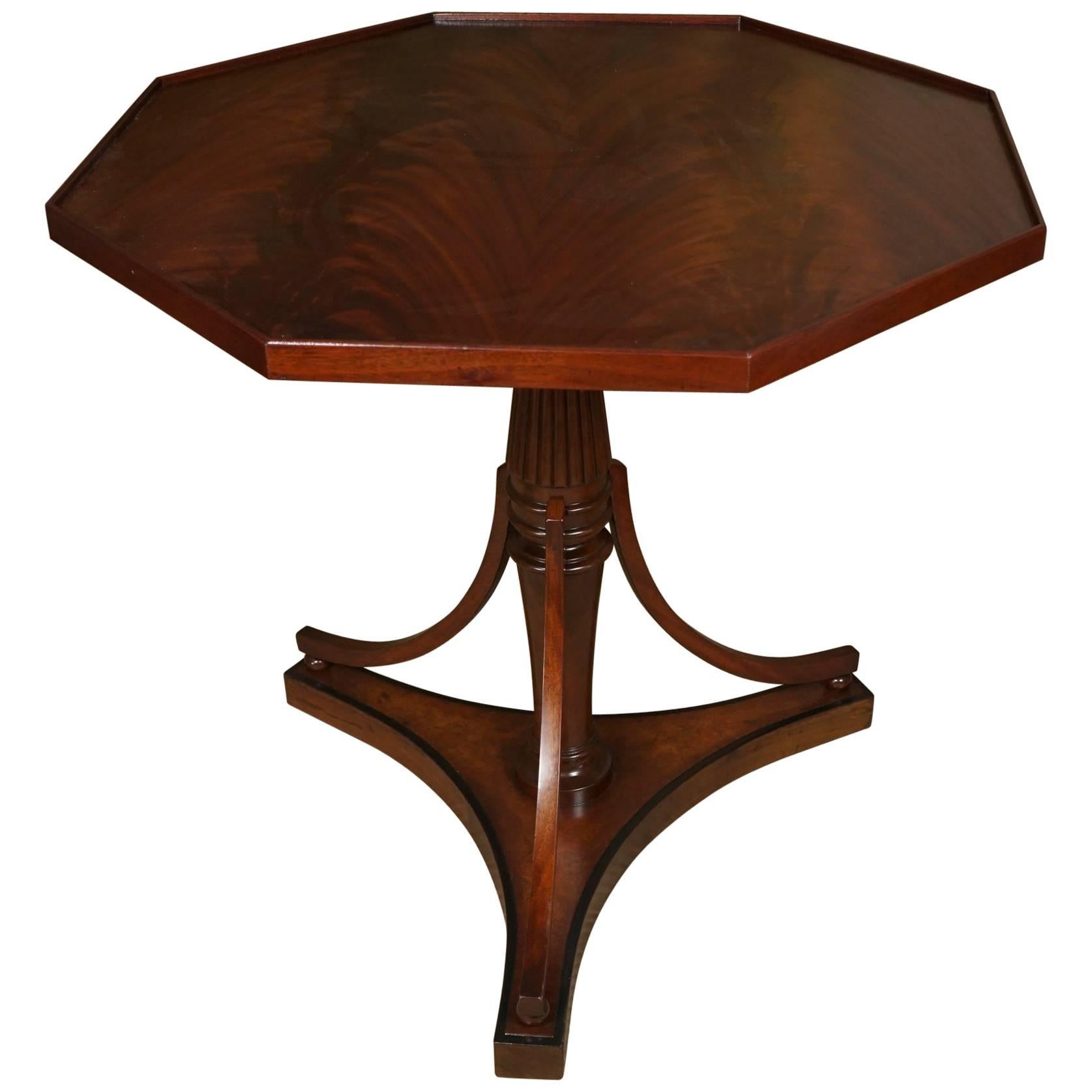 Sheraton Style Side Table with Octagonal Top For Sale