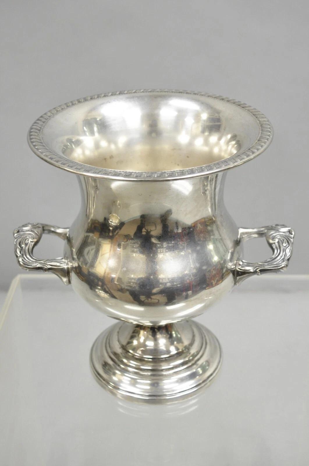 Unknown Sheridan Victorian Bulbous Silver Plated Champagne Chiller Wine Ice Bucket For Sale