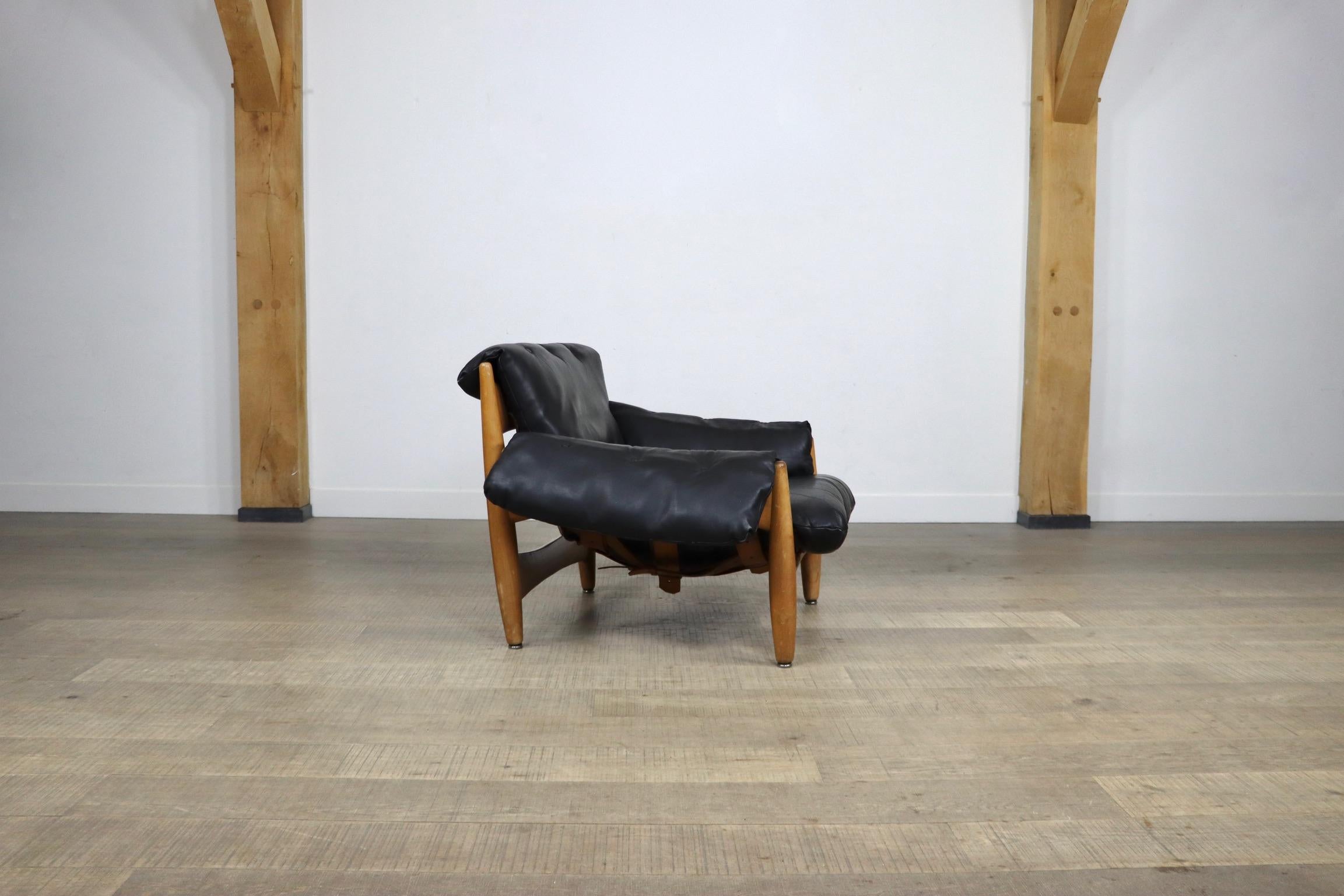 Leather Sheriff Lounge Chair by Sergio Rodrigues for Isa Bergamo, 1960s