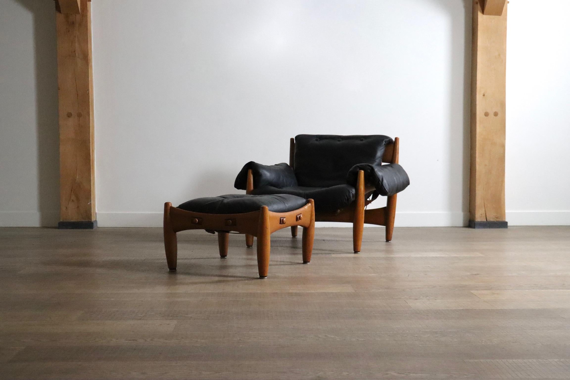 Milieu du XXe siècle Chaise longue Sheriff avec ottomane de Sergio Rodrigues pour Isa Bergamo, années 1960 en vente