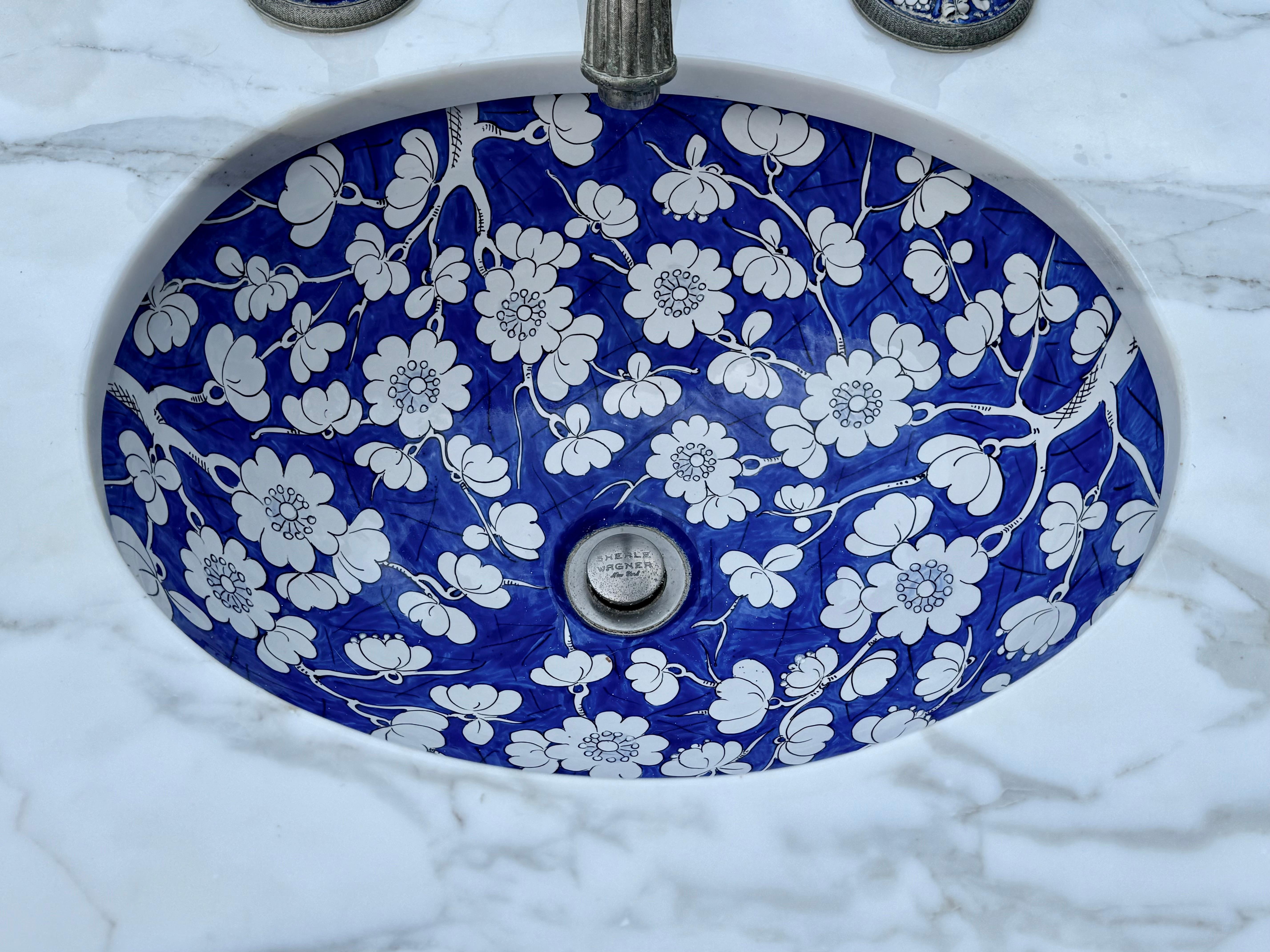 Sherle Wagner Chinoiserie Ming Flor azul Lavabo y grifo caño Italia en venta 6