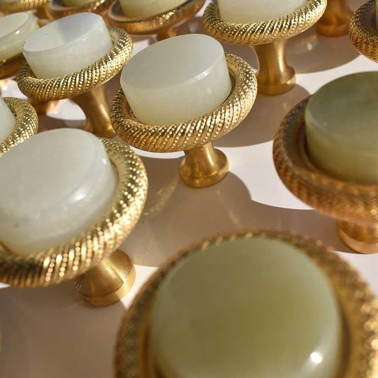 American Sherle Wagner Green Cream Onyx Round Knurled Cabinet Pulls 24k Gold, Set of 38