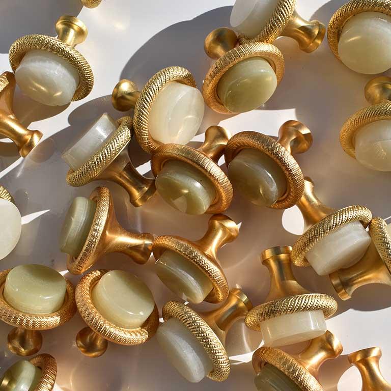 20th Century Sherle Wagner Green Cream Onyx Round Knurled Cabinet Pulls 24k Gold, Set of 38