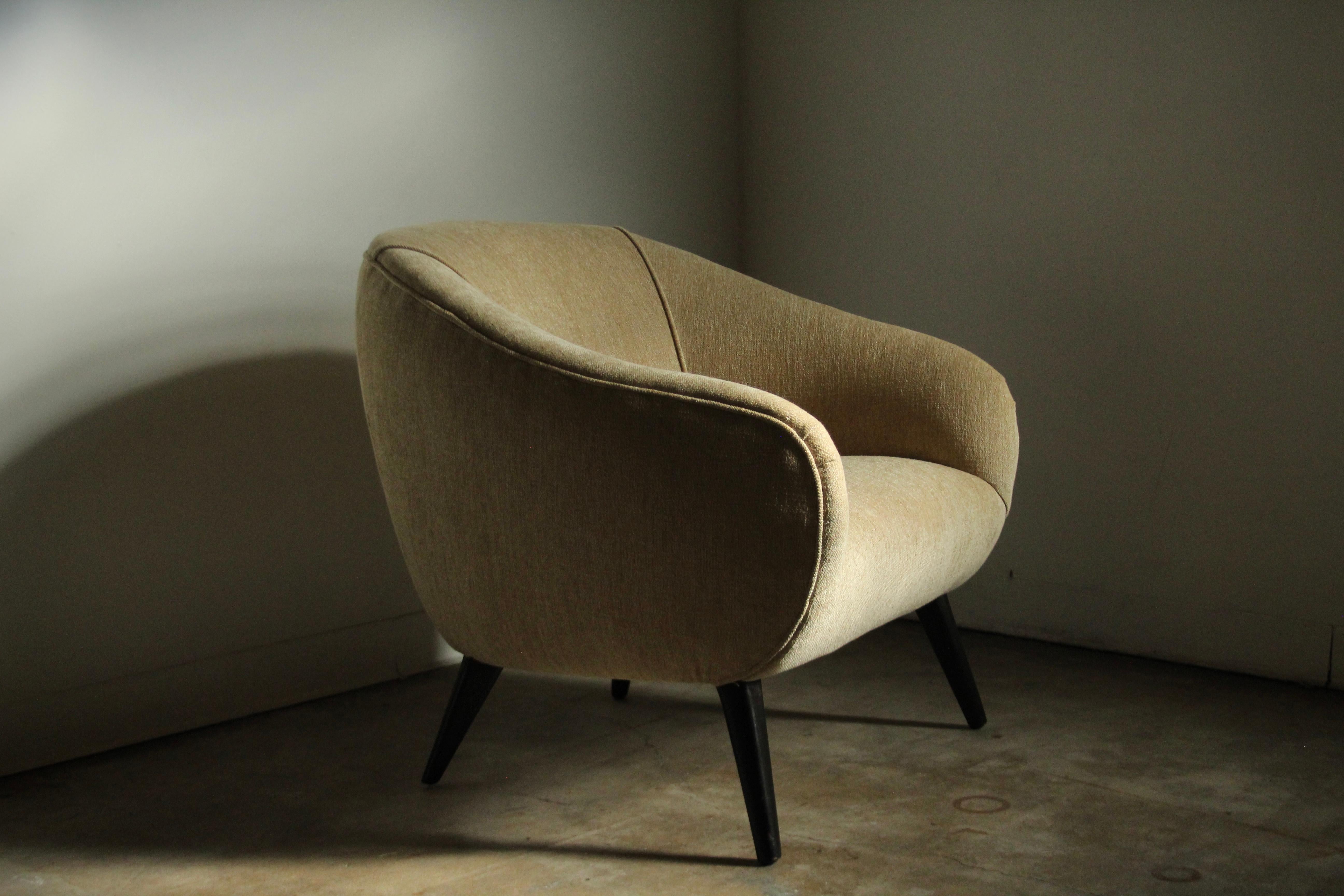 Sherman Bertram Sculptural Lounge Chairs in Vintage Chenille, 1940s 3