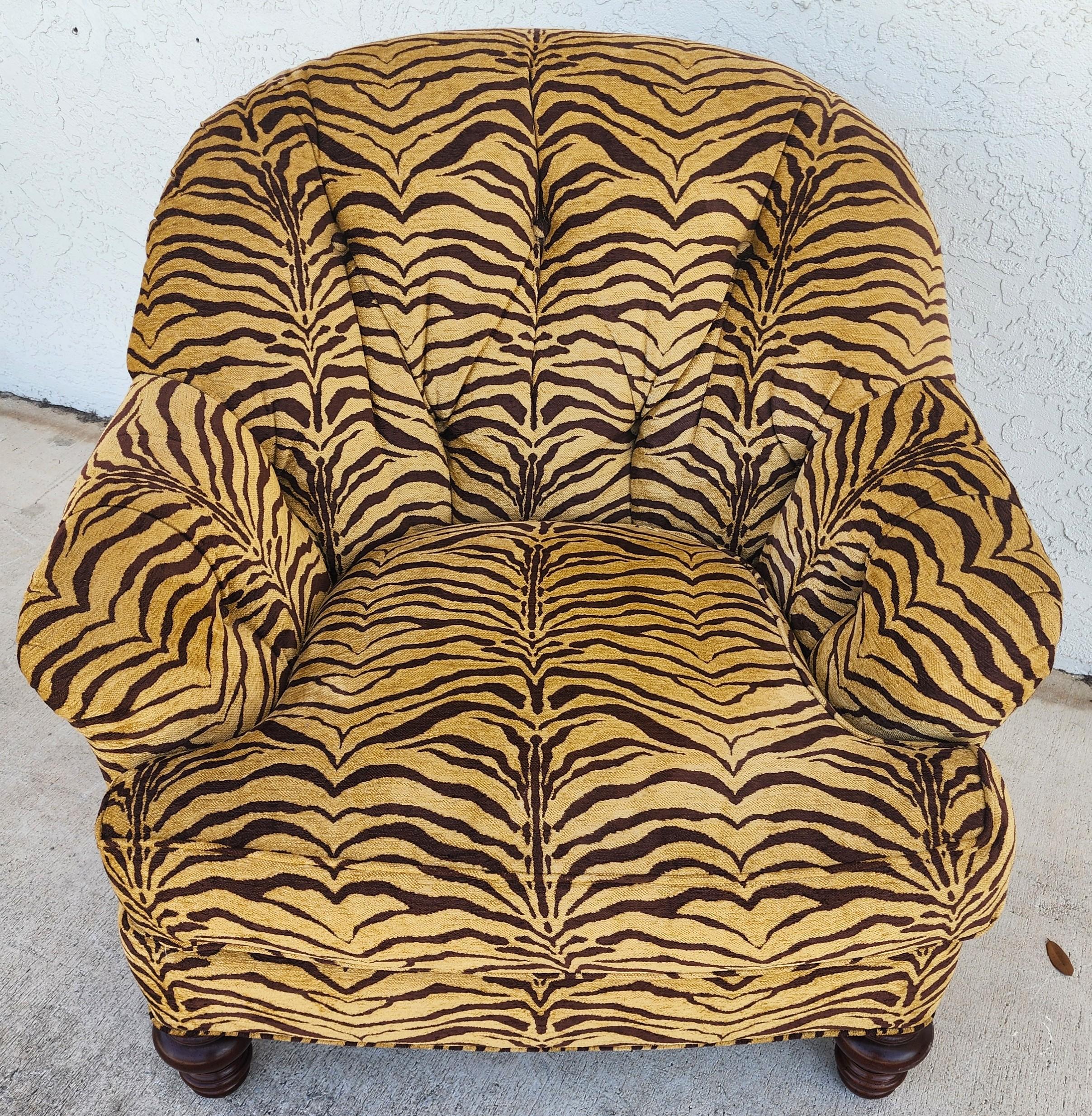 Sherrill Armchair Tufted Animal Print Arm Covers In Good Condition For Sale In Lake Worth, FL