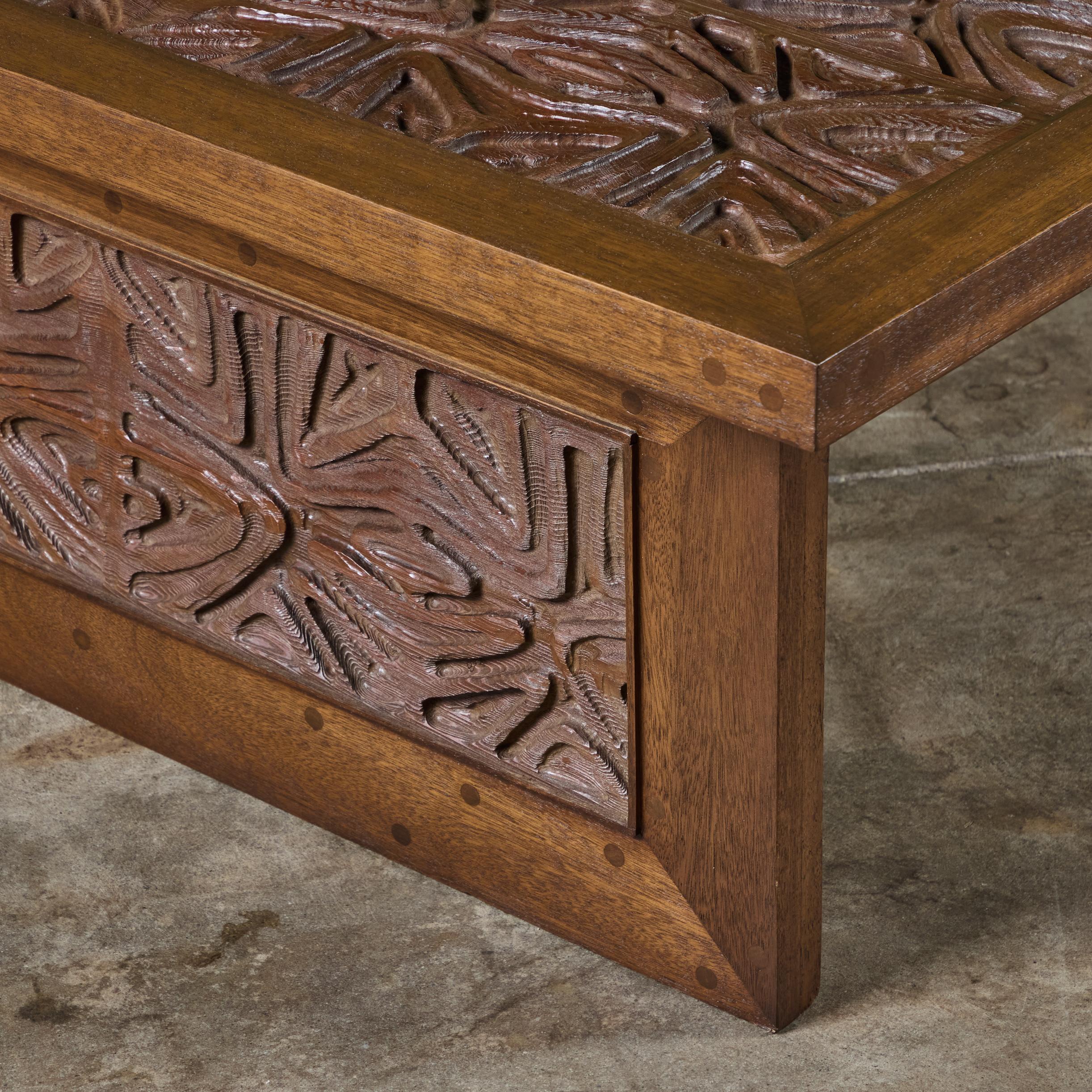 Table basse en acajou Sherrill Broudy pour Forms and Surfaces en vente 10