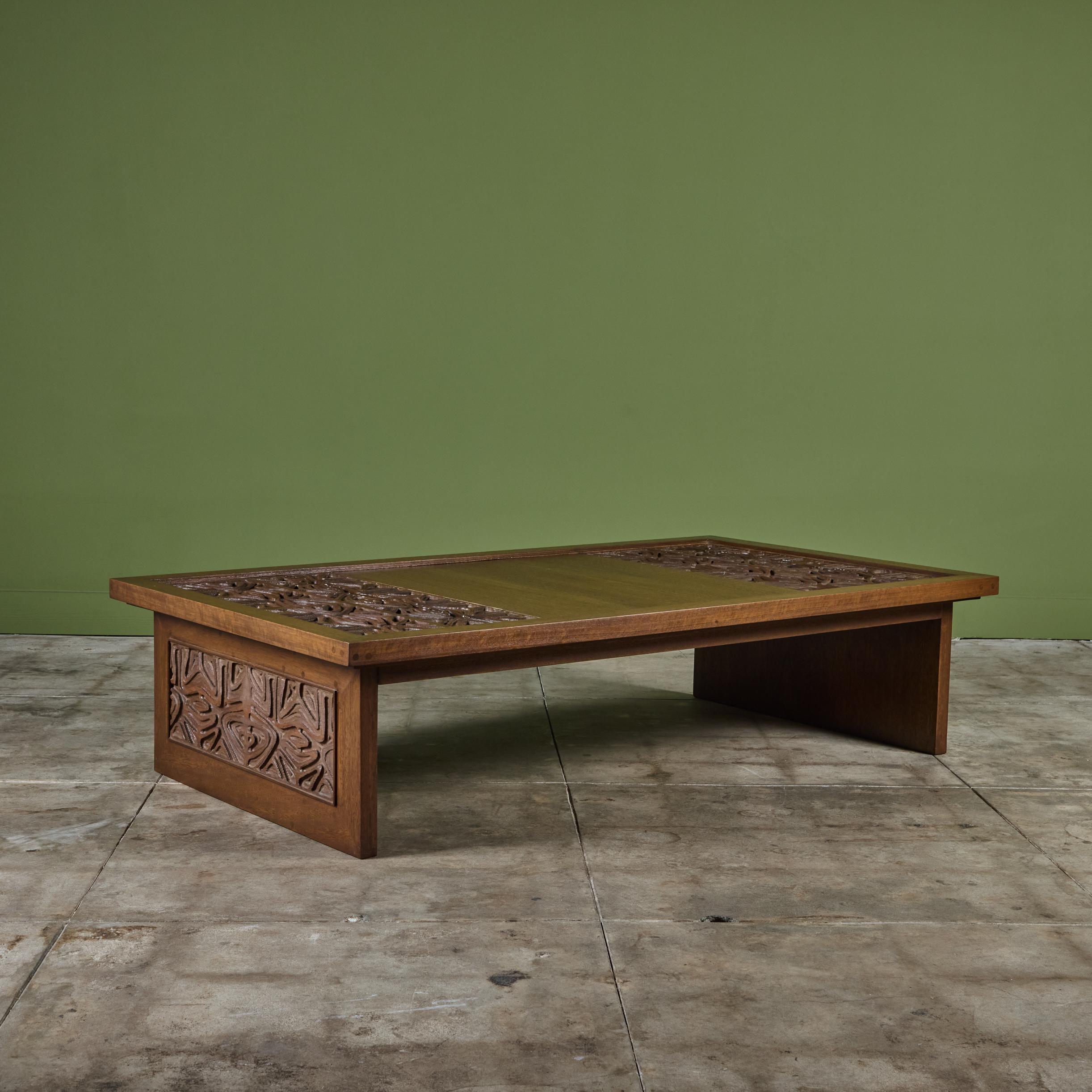 Table basse en acajou Sherrill Broudy pour Forms and Surfaces Excellent état - En vente à Los Angeles, CA