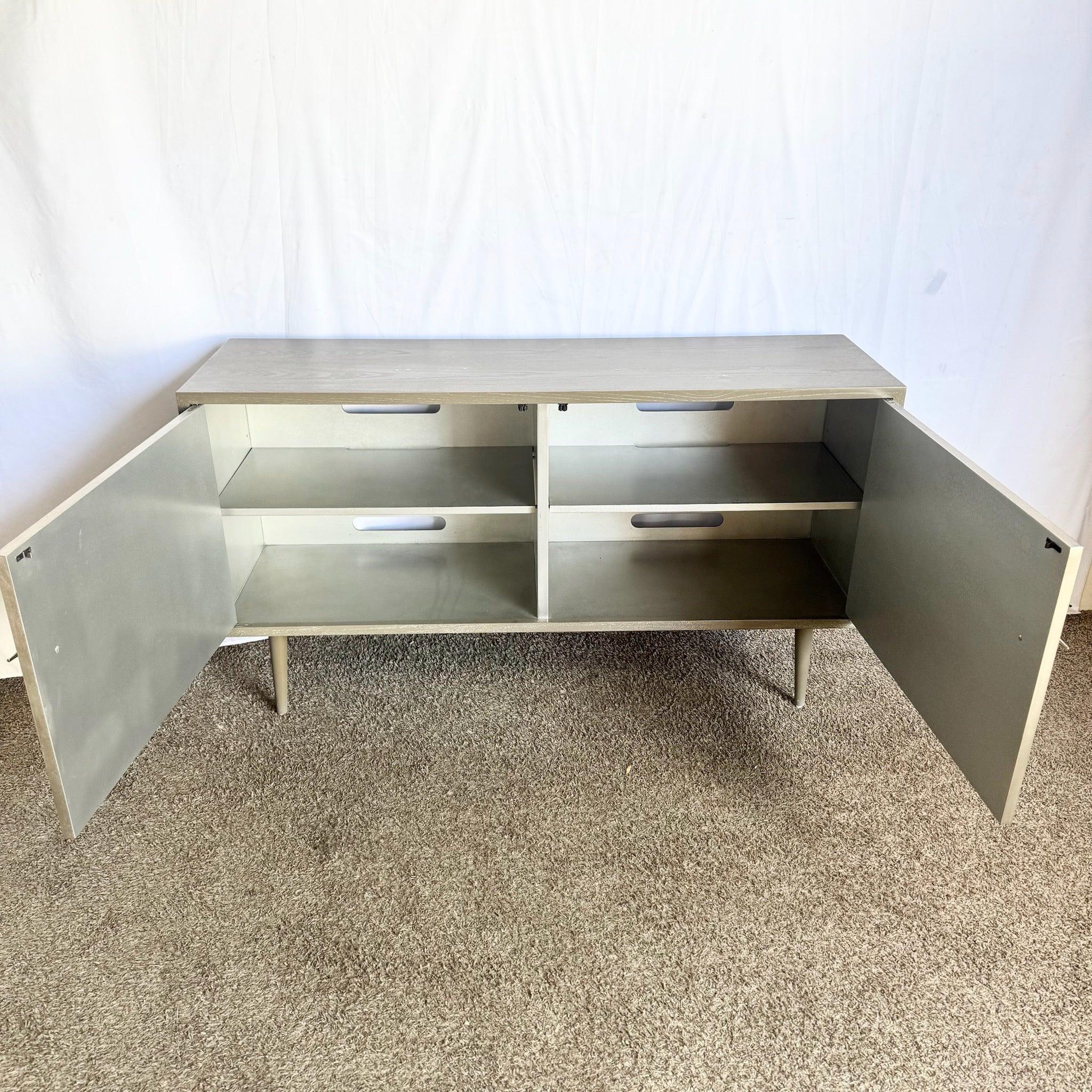 Fine XX secolo Sherrill Credenza Occasionale Vintage Made Modern Franco Cerused Wood in vendita