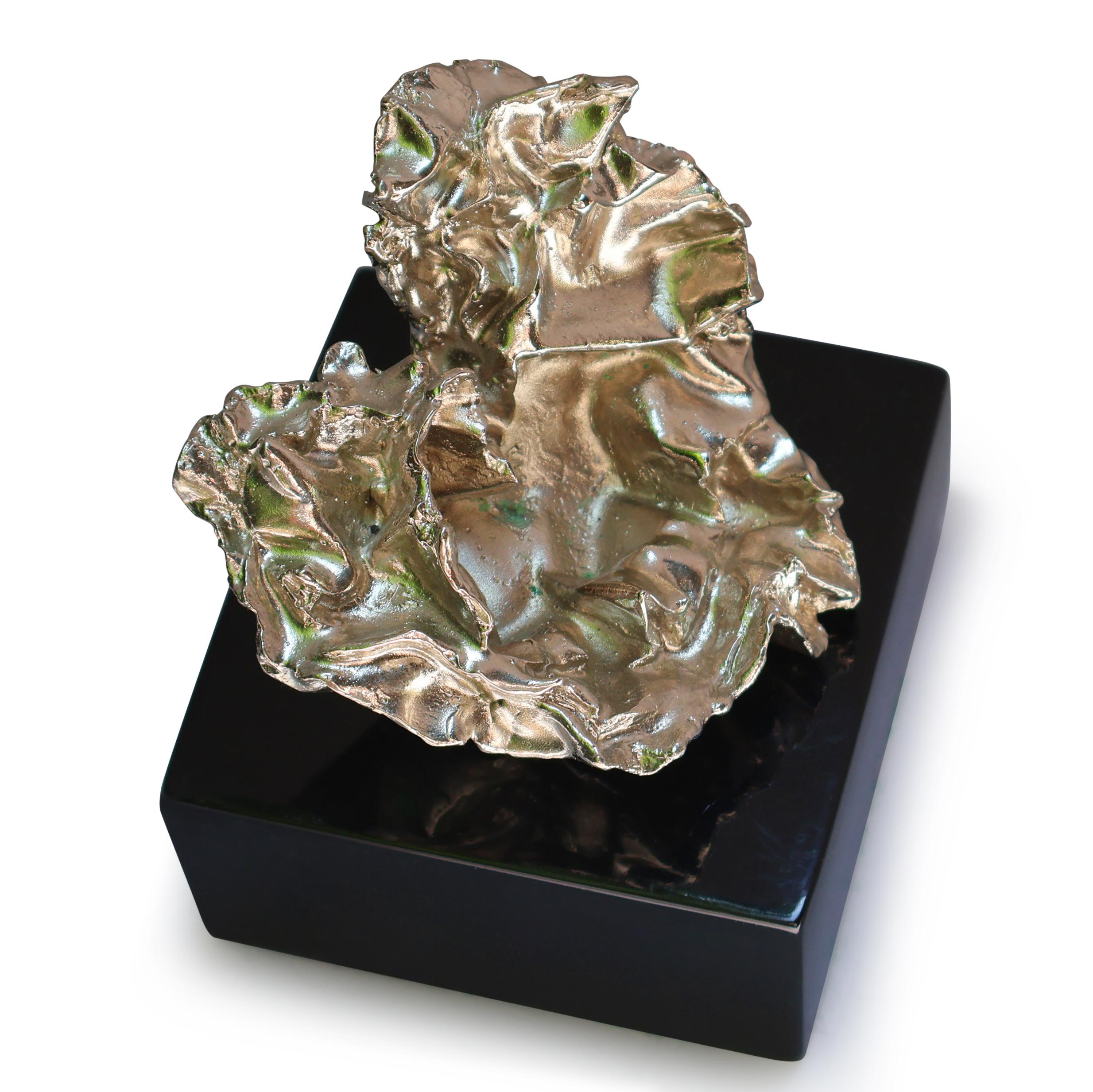 Sculpture d'art abstraite Silver Heart, 2023 en vente 1
