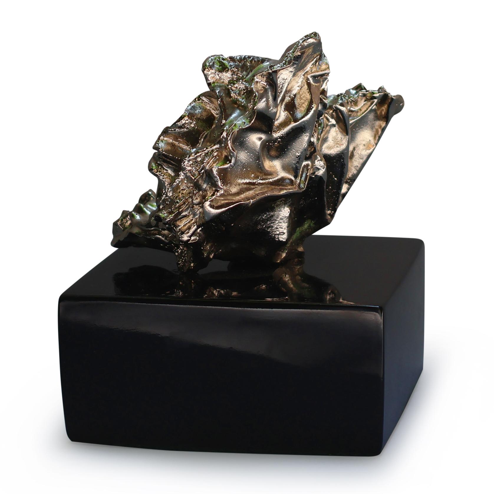 Sculpture d'art abstraite Silver Heart, 2023 en vente 4