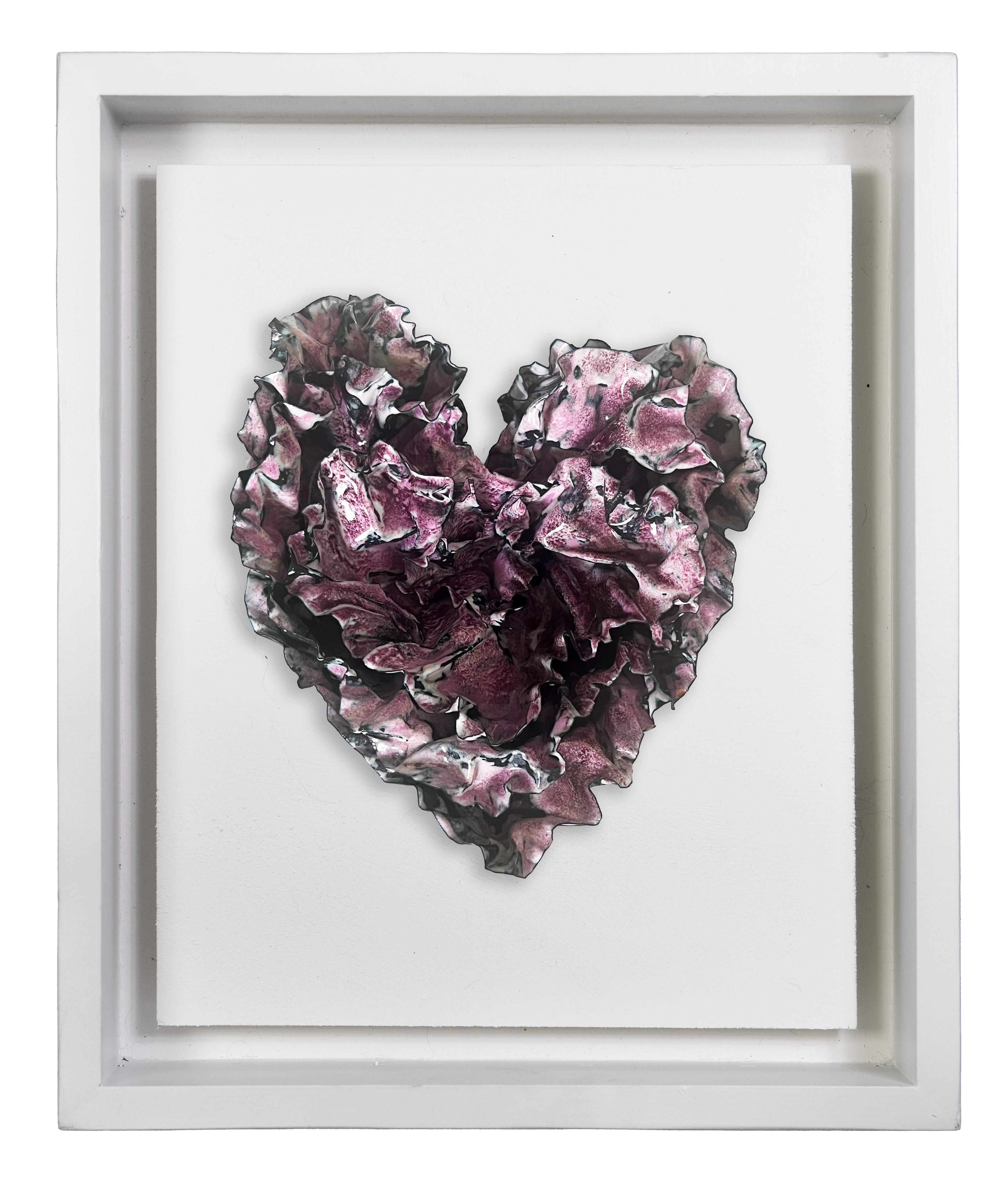 Sherry Been Abstract Sculpture – Abstrakte Wandskulptur „Truly Pink Heart“ aus der Zeit von 2023