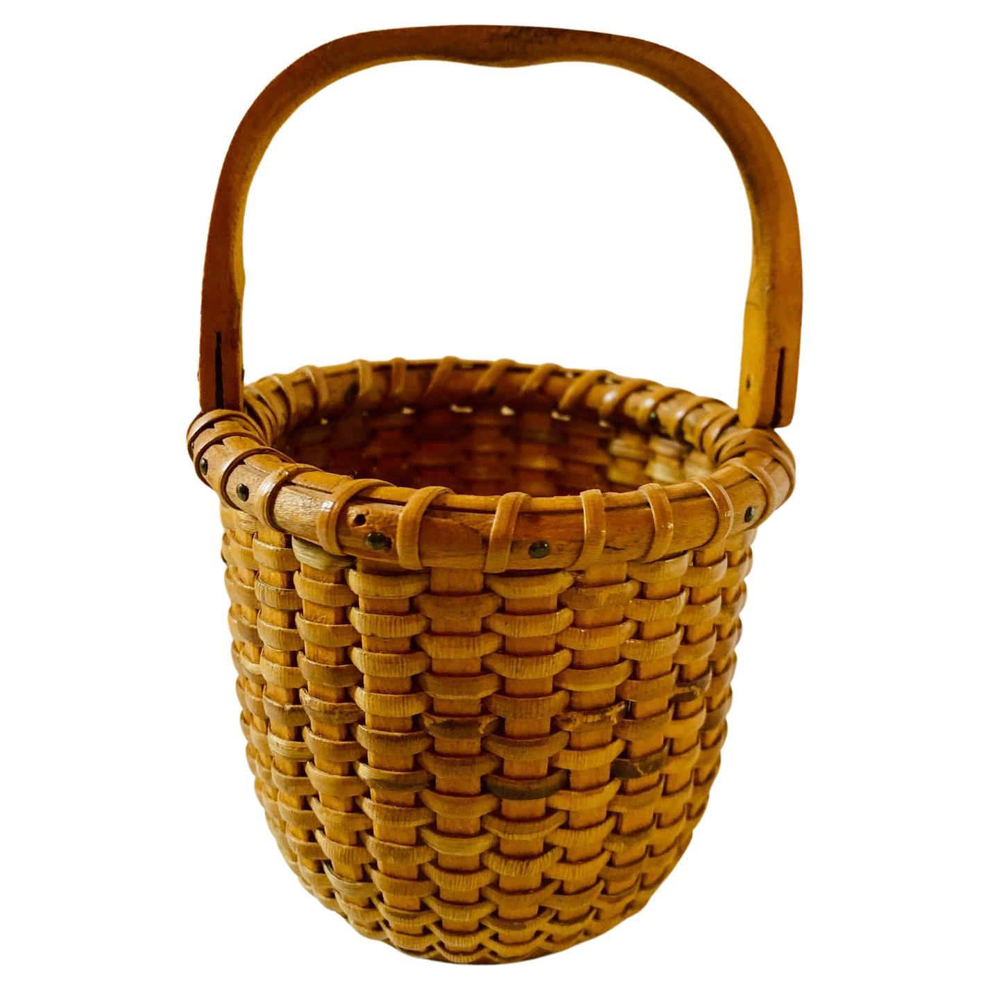 Sherwin Boyer Nantucket "One Egg" Basket, circa 1960 For Sale
