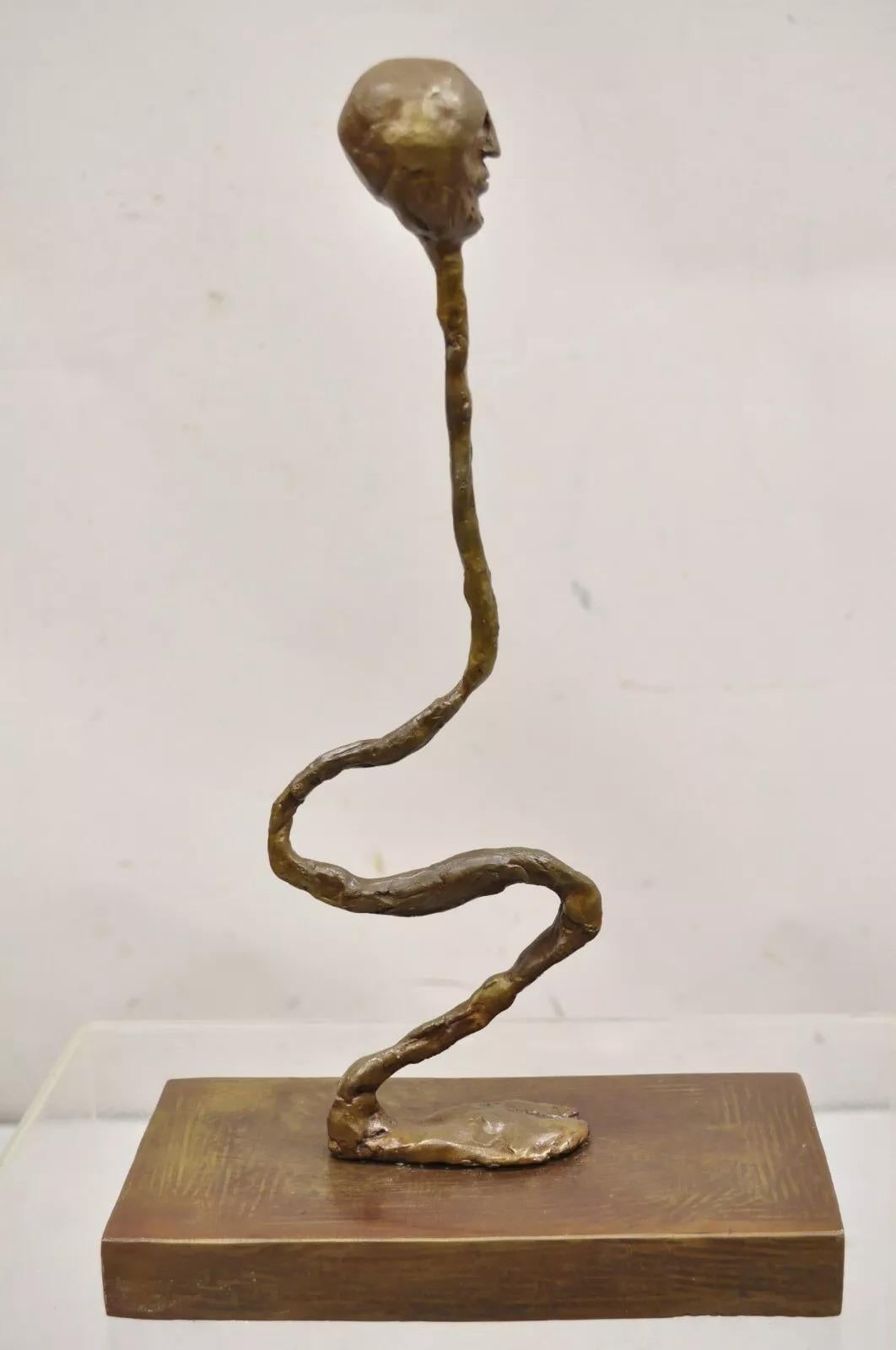 Sheryl C. Benjamin Escultura Brutalista Moderna Abstracta Figura Serpentina de Bronce en venta 5