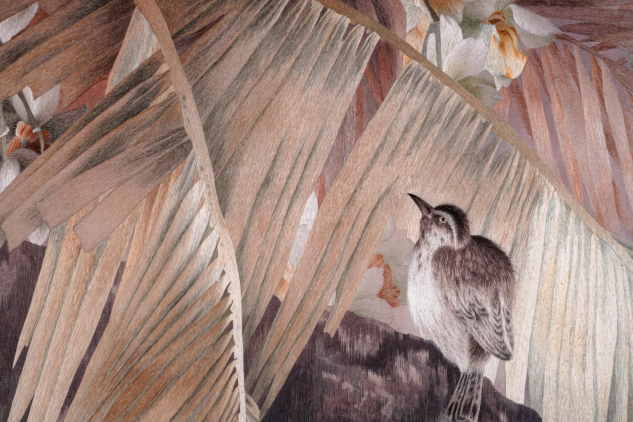 Shi Jun spent many years deep in the tropical rainforests of Xishuangbanna, Yunnan. To stay close to nature, he even bought a house in the area and went into the forest at dawn each day to observe and paint from life. Few artists have taken on the