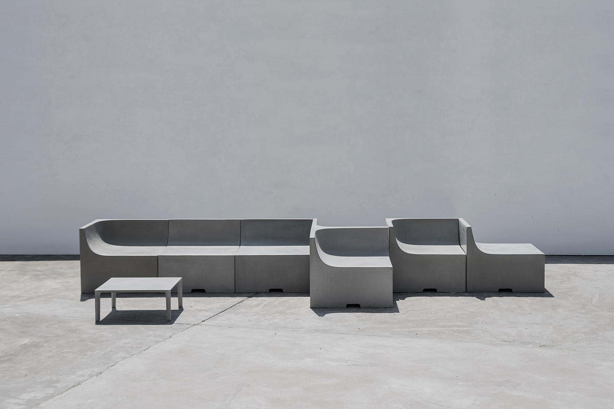 'SHI' Modular Bench / Sofa Made of Concrete For Sale 2