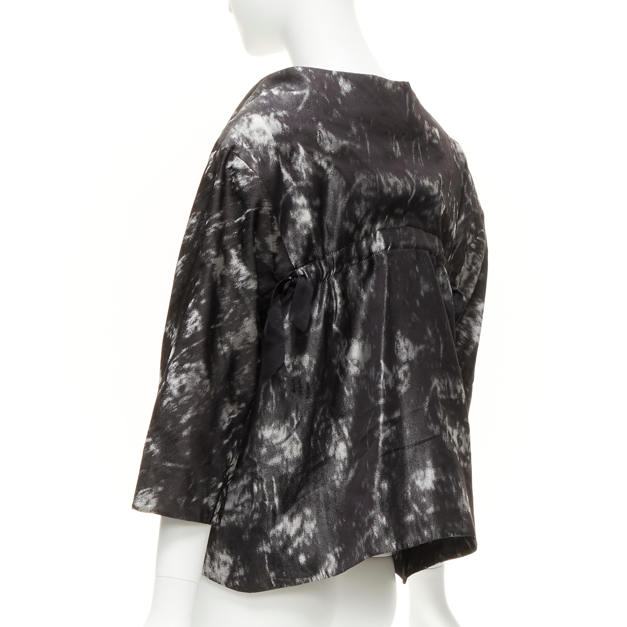 SHIATZY CHEN 100% seta grigio nero dettaglio fiocco taglio rotondo giacca cocoon IT42 M in vendita 2