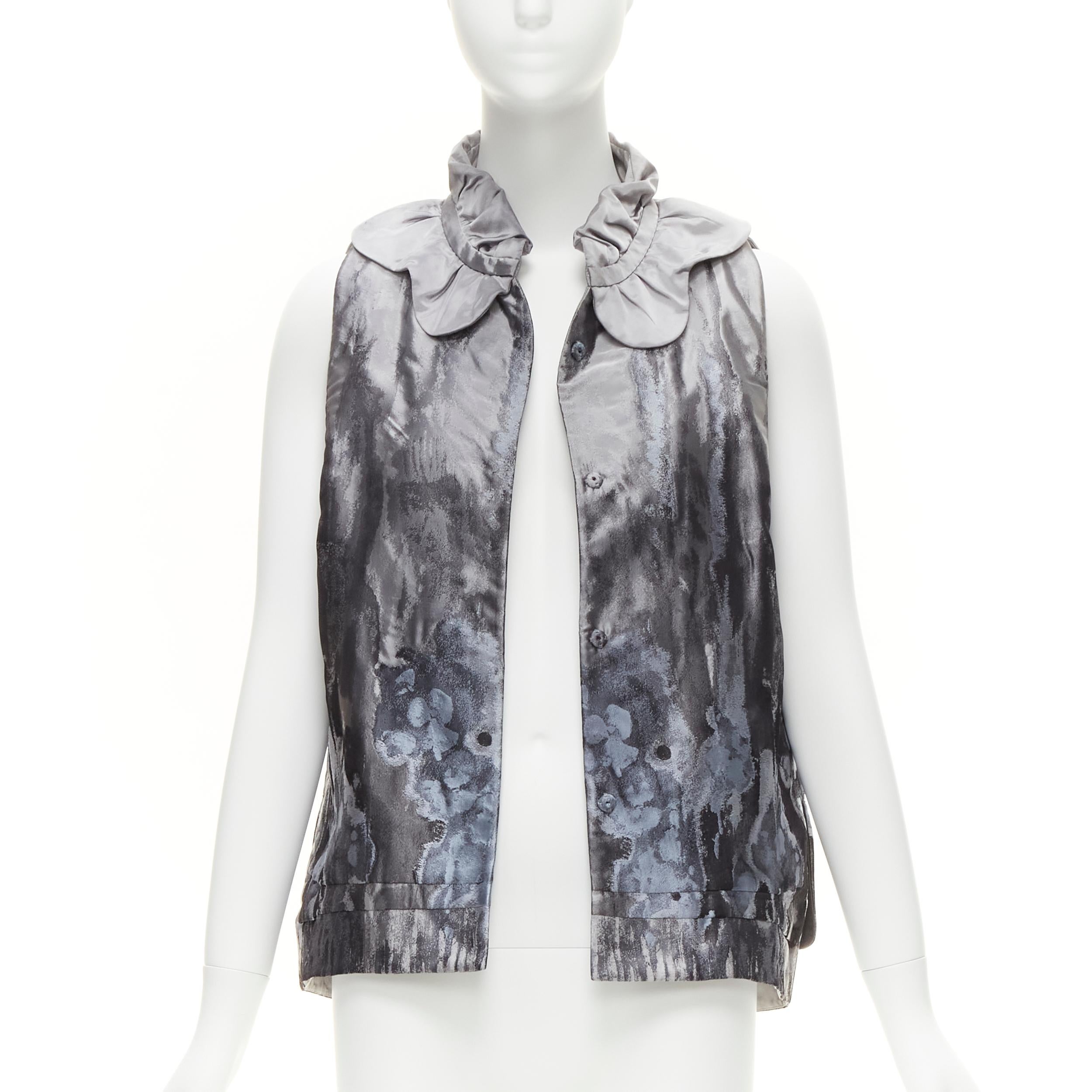 Gray SHIATZY CHEN abstract watercolour floral silk brocade scallop collar vest IT44 L For Sale