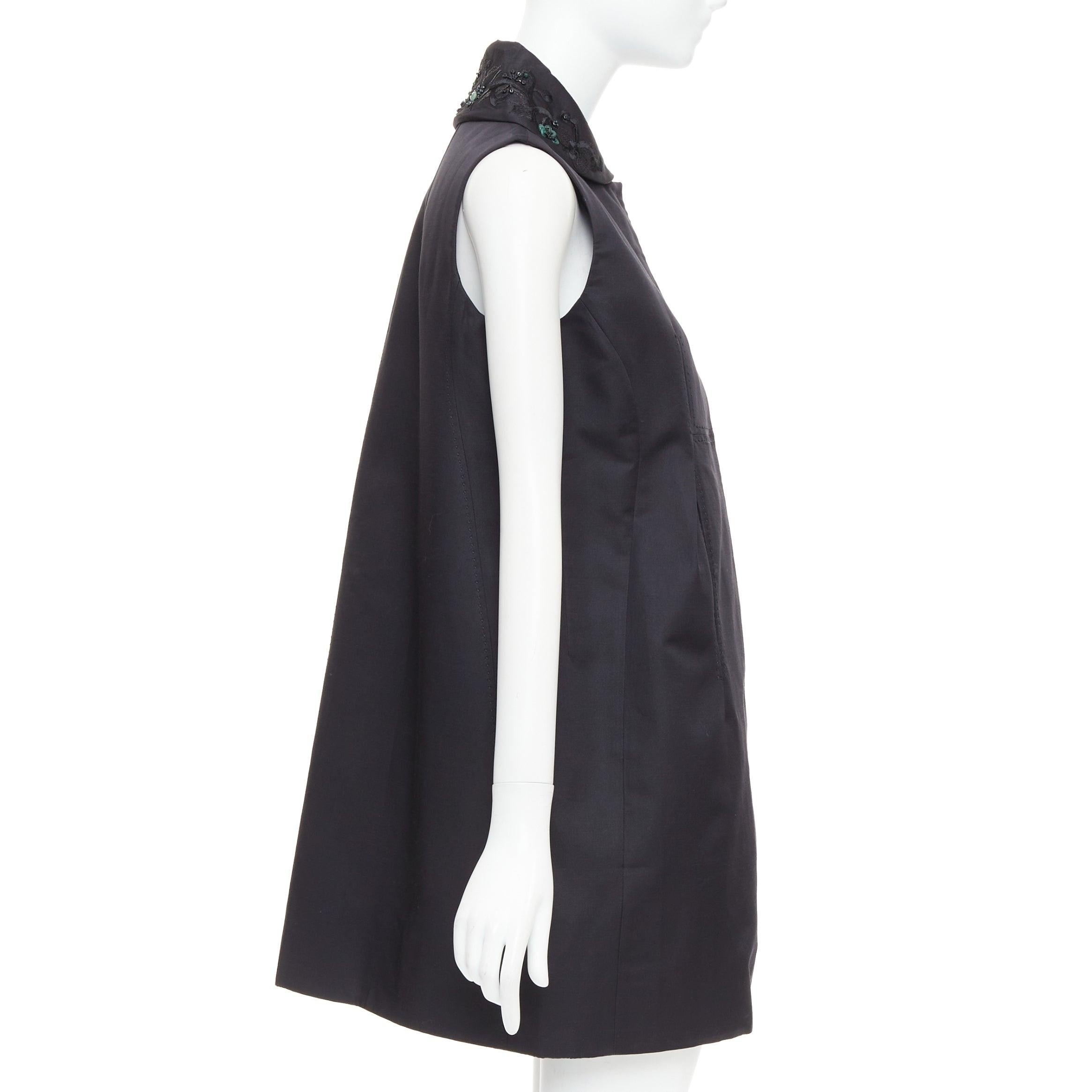 SHIATZY CHEN black wool silk green faux jade embellished long vest IT42 M In Excellent Condition For Sale In Hong Kong, NT