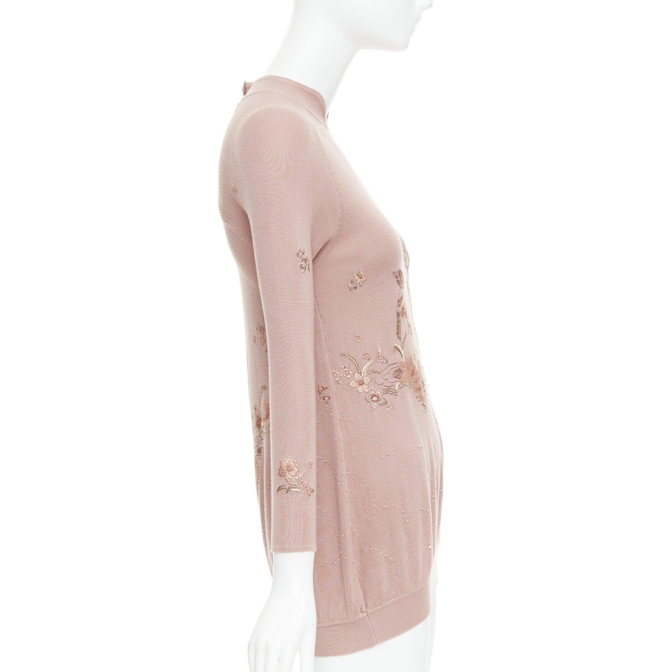 SHIATZY CHEN dusty pink modal oriental embroidery qipao collar sweater IT40 S In Good Condition For Sale In Hong Kong, NT