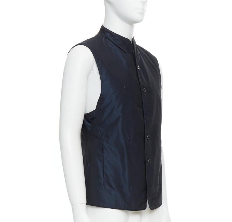 SHIATZY CHEN marineblaue bestickte, bestickte Seidenweste mit Knopfleiste IT46 S (Schwarz) im Angebot