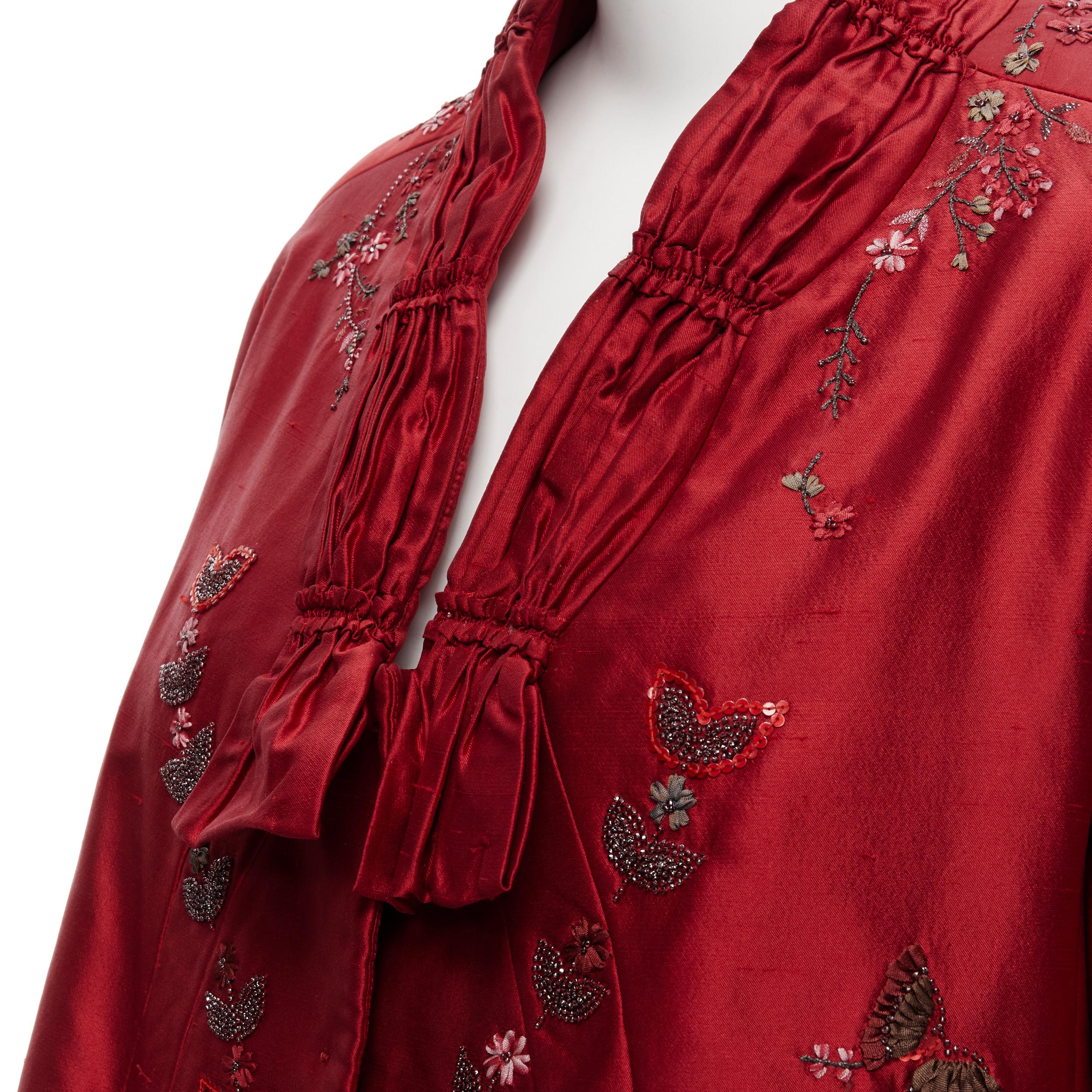 SHIATZY CHEN red silk floral bead embroidery cropped cocoon jacket IT40 S 
Reference: CELG/A00065 
Brand: Shiatzy Chen 
Designer: Shiatzy Chen 
Material: Silk 
Color: Red Pattern: Floral 
Closure: Snap 
Extra Detail: Blossom and butterfly bead