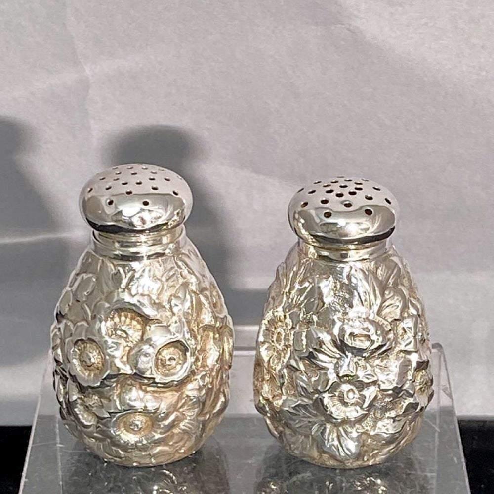 Shiebler Sterling Silver Repoussé Set of 3 Salt, Pepper, and Sugar Shakers from In Good Condition For Sale In New York, NY