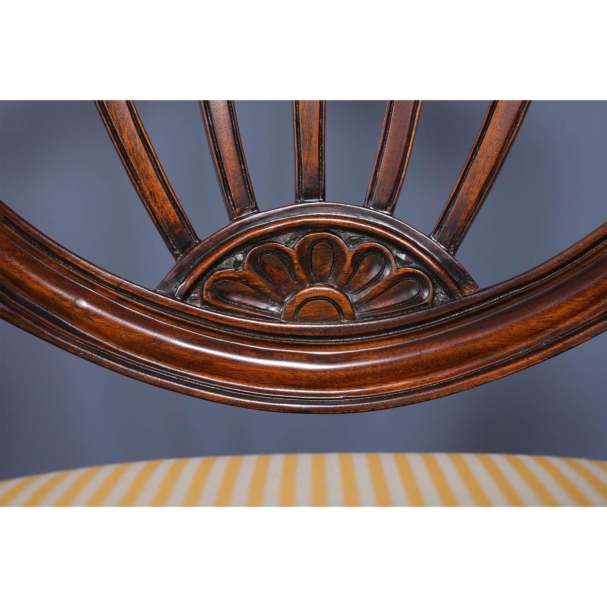 Mogano Sedie con schienale a scudo, set da 10 in vendita