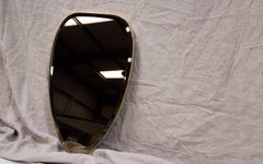 Specchio da parete Shield - Ottone patinato - Fatto a mano in Gran Bretagna - Grande