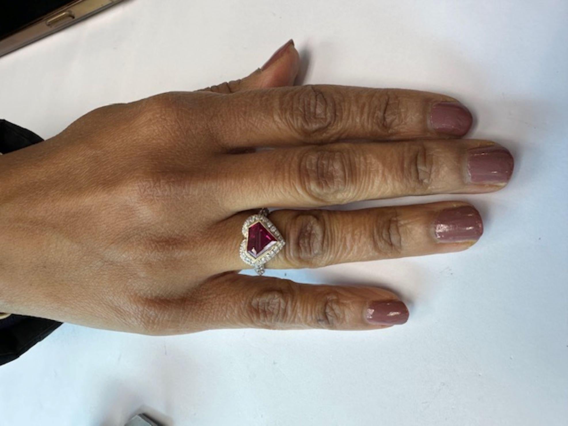 Shield Shape 3.01 Carat Burma Ruby Diamond Ring For Sale 1