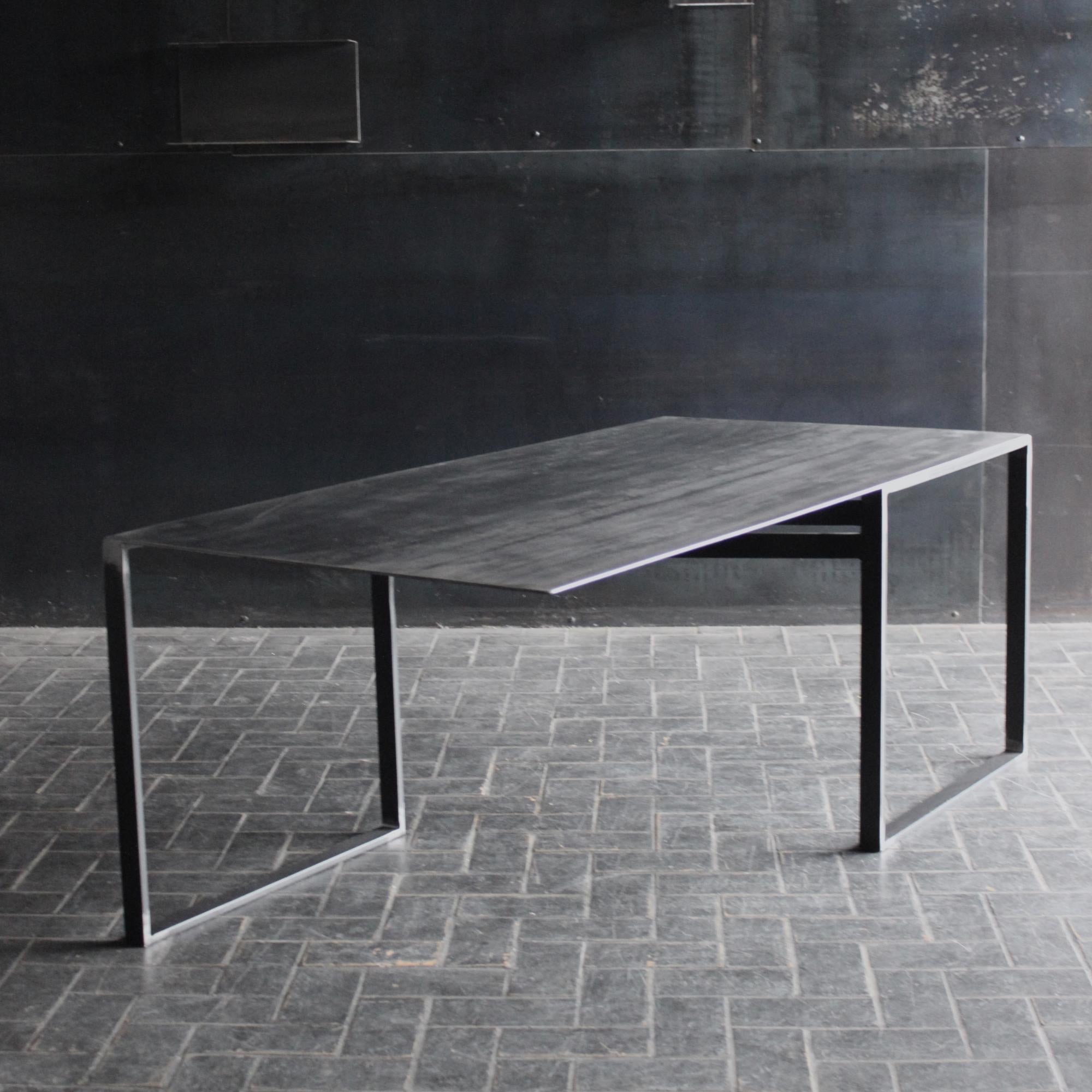 Contemporary Shift Dining Table