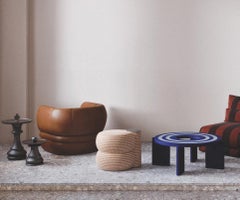 „Shift Salmon“ Pouf von Hermhaus