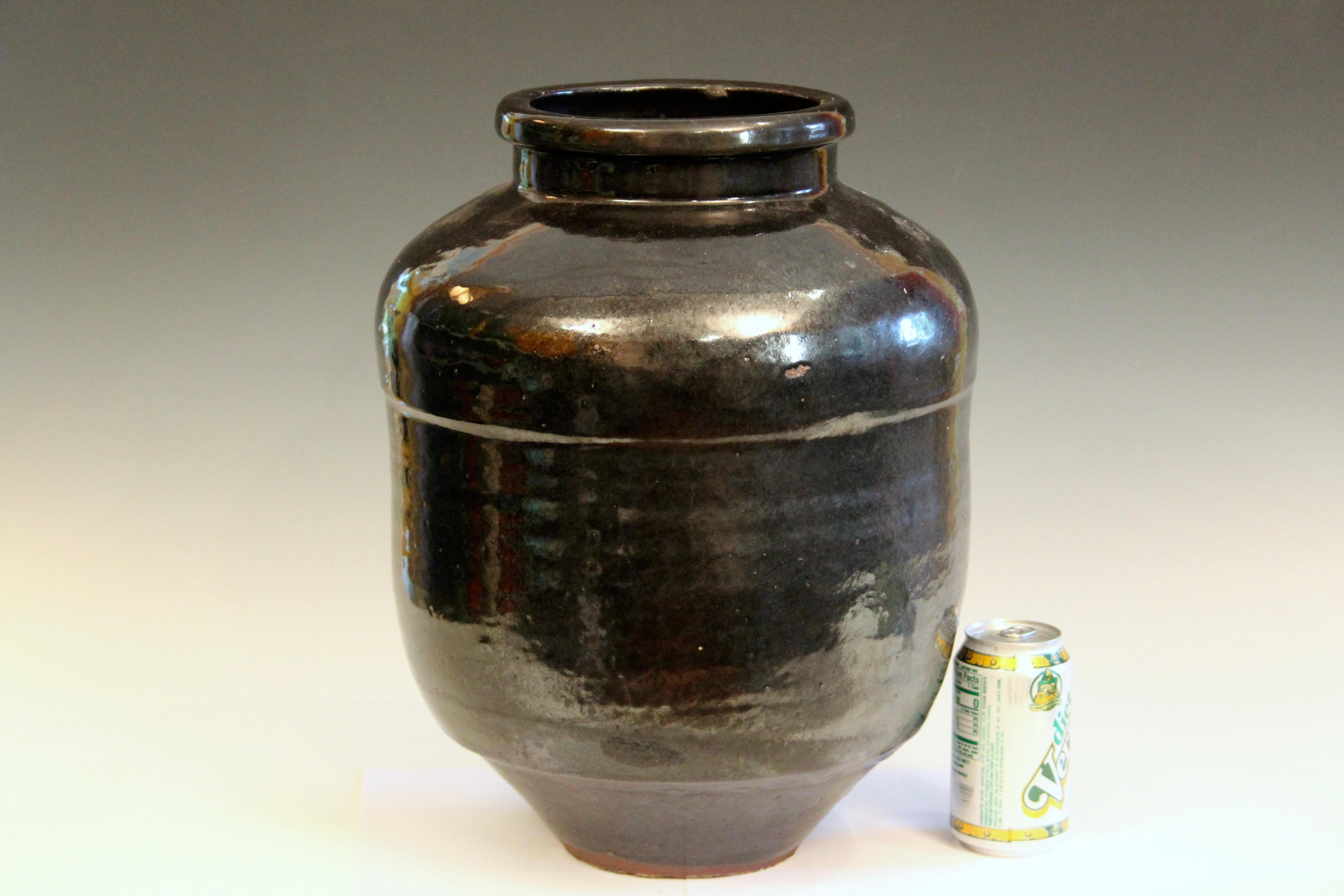 Shigaraki Jar Tsubo Vase Pottery Mingei Japanese Wabi Sabi Metallic Black Zen For Sale 3