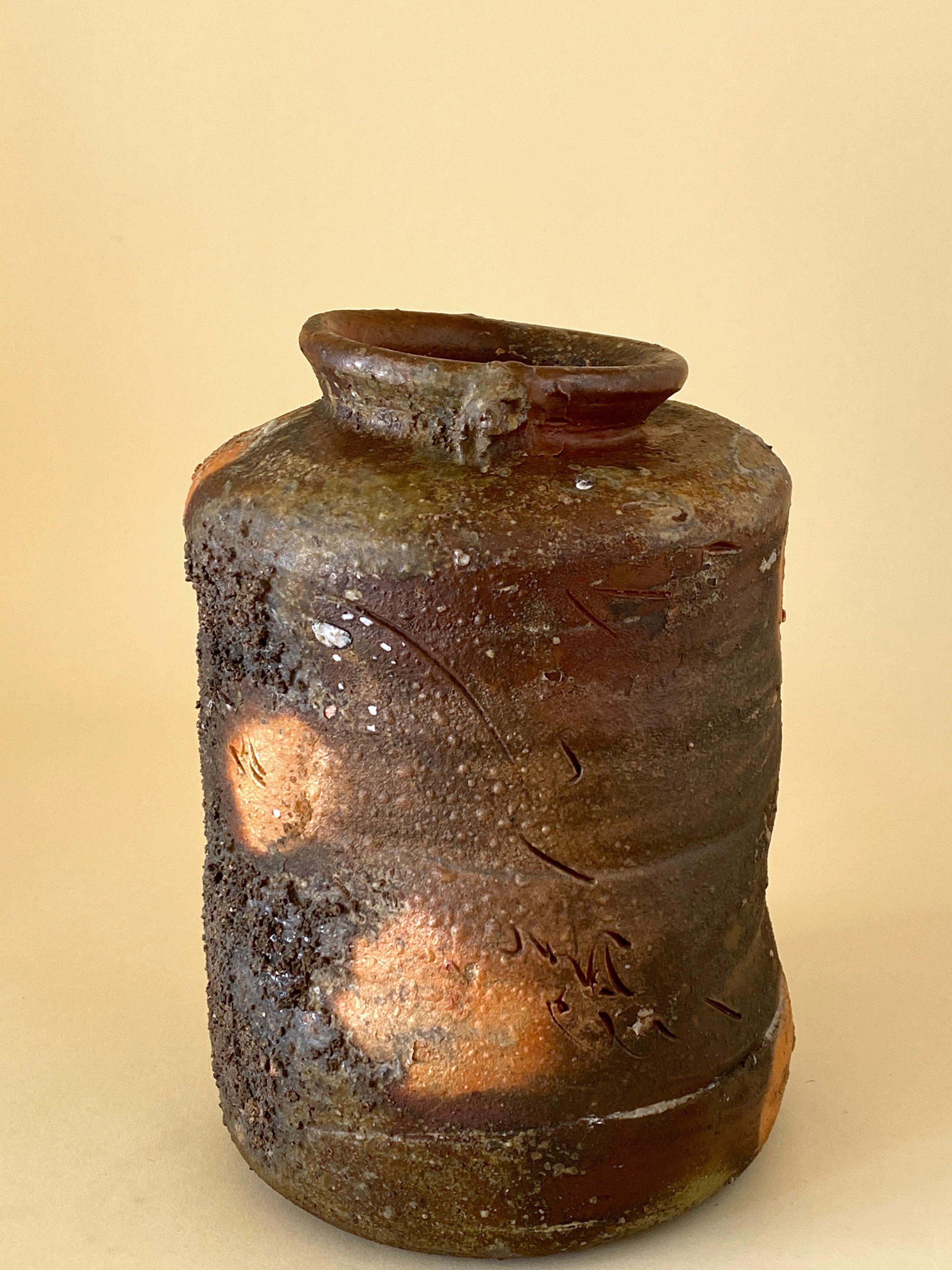Japanese Shigaraki Style Wood Fired Ceramic Vase or Jar Japan Wabi Sabi Mingei Tradition For Sale
