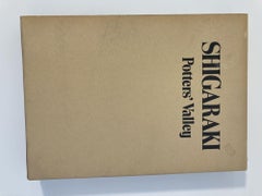 Shigaraki the Potters' Valley 1st Edition 1979 Japan Hardcover Book by Louise Al