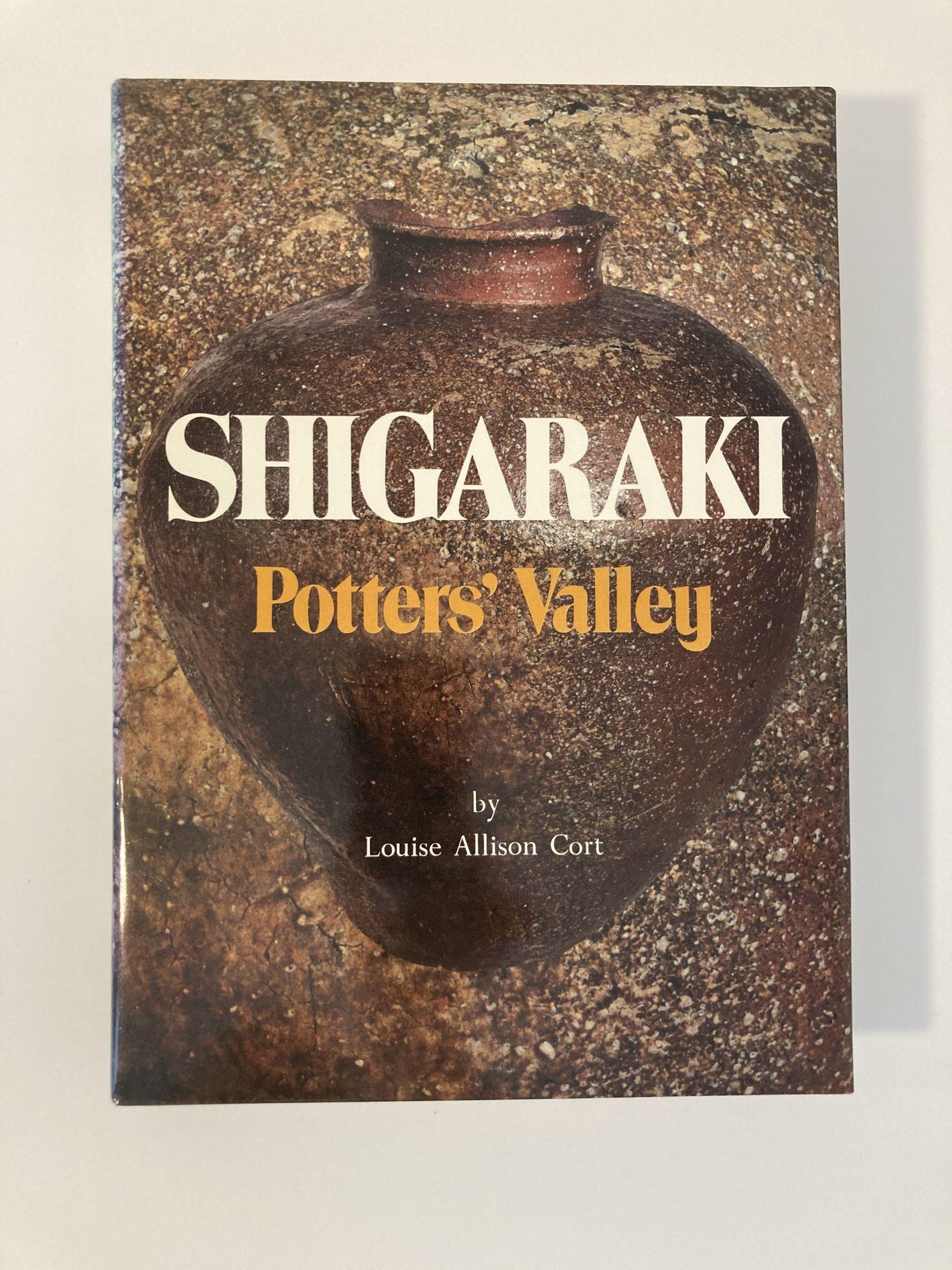 20th Century Shigaraki the Potters' Valley 1st Edition 1979 Japan Hardcover Book by Louise Al For Sale