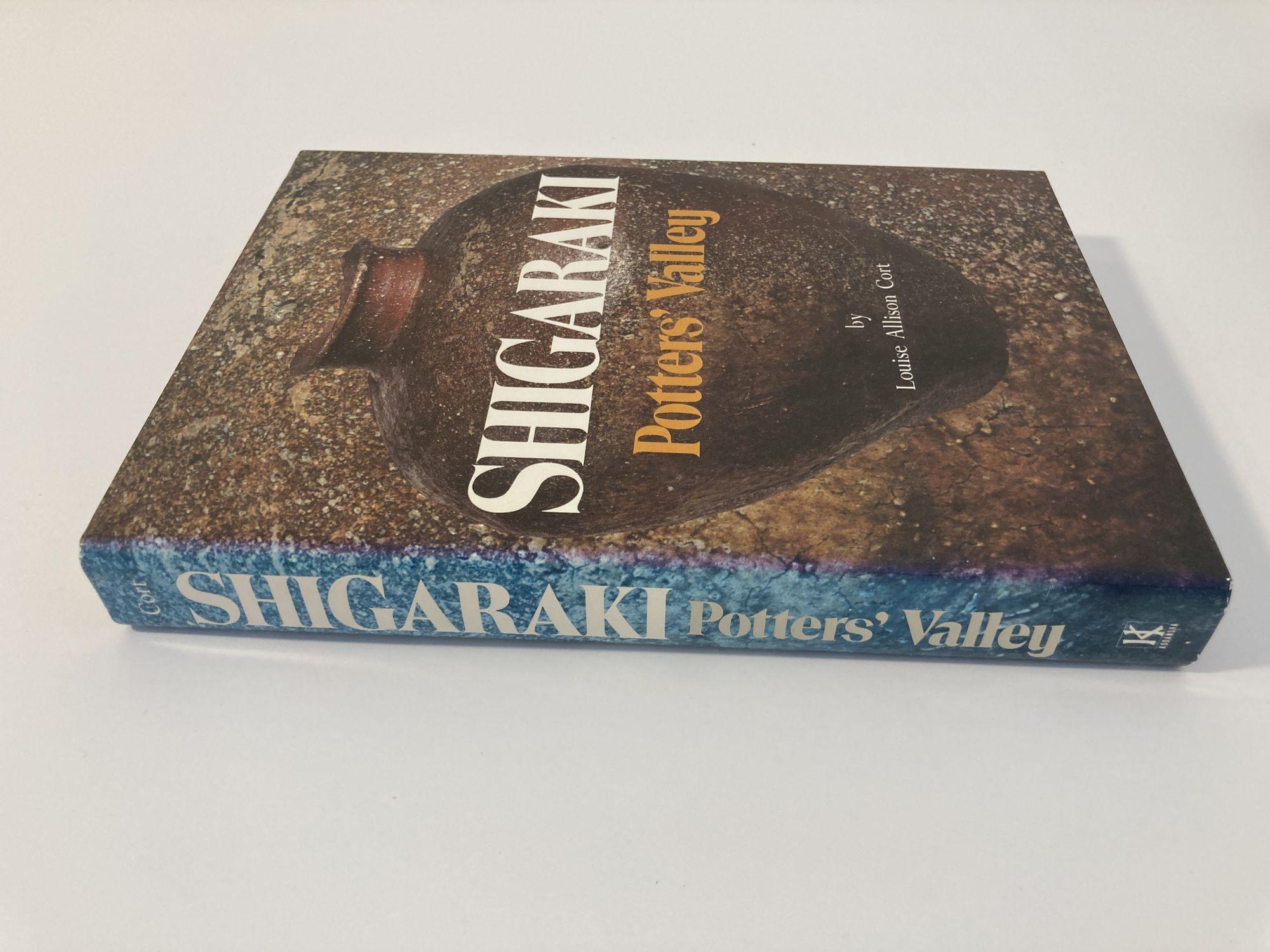 Shigaraki the Potters' Valley 1st Edition 1979 Japan Hardcover Book by Louise Al For Sale 1