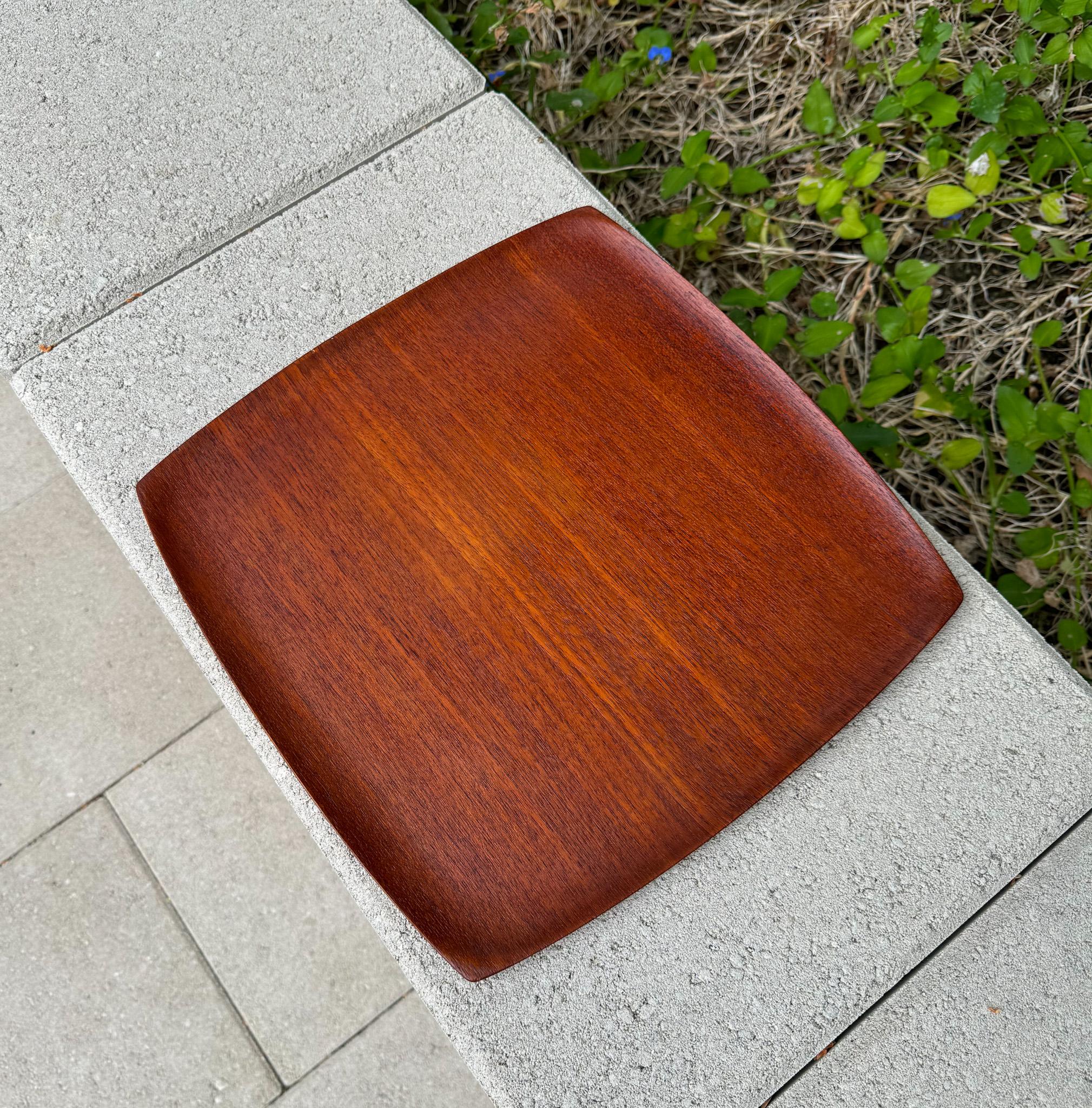 Shigemichi Aomine Shigemichi Teakholz-Tablett für N.C.C., Japan, um 1960 im Angebot 3