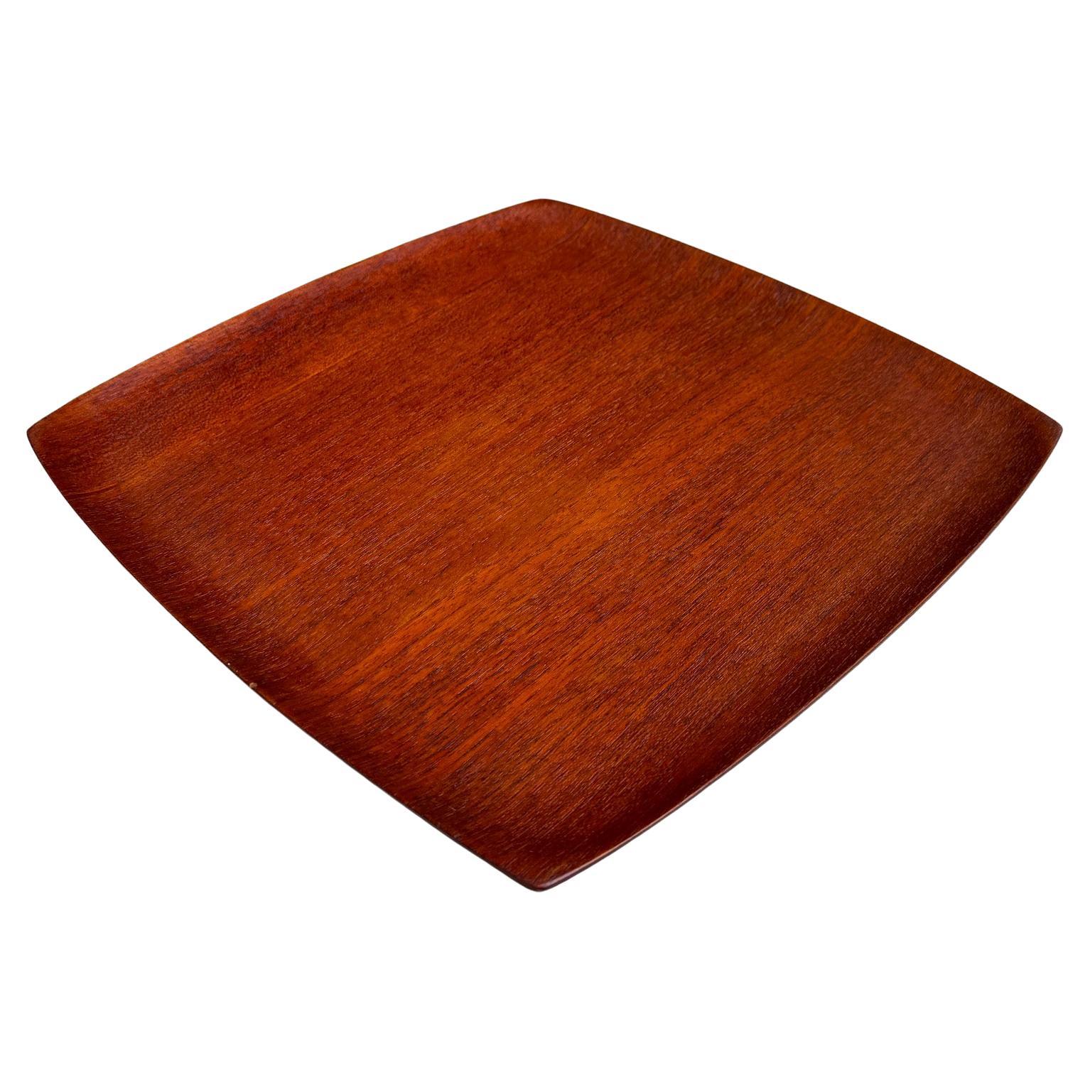 Bandeja de madera curvada de teca Shigemichi Aomine para N.C.C., Japón, c.1960
