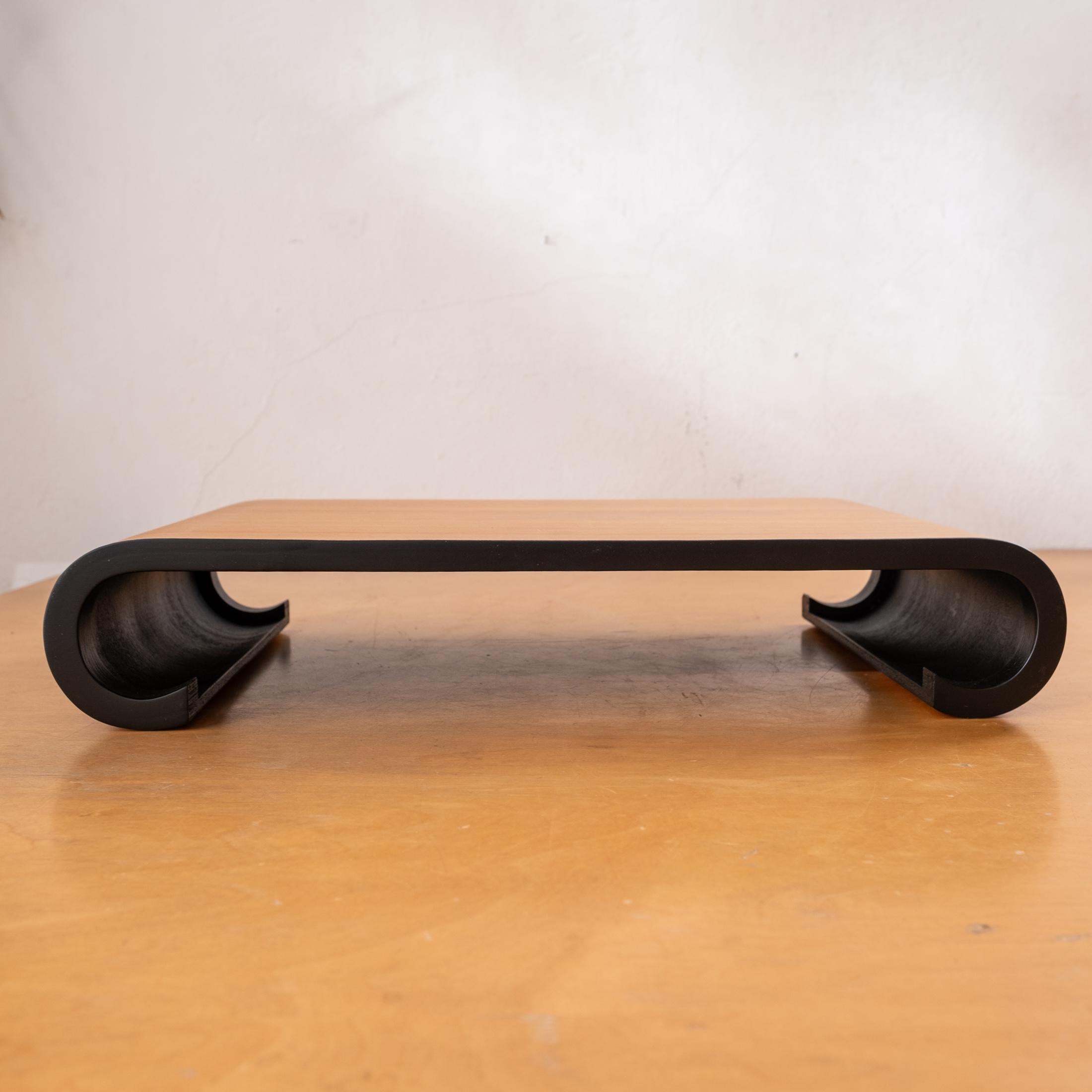 Metà XX secolo Supporto per scultura in legno giapponese Aomine Shigemichi