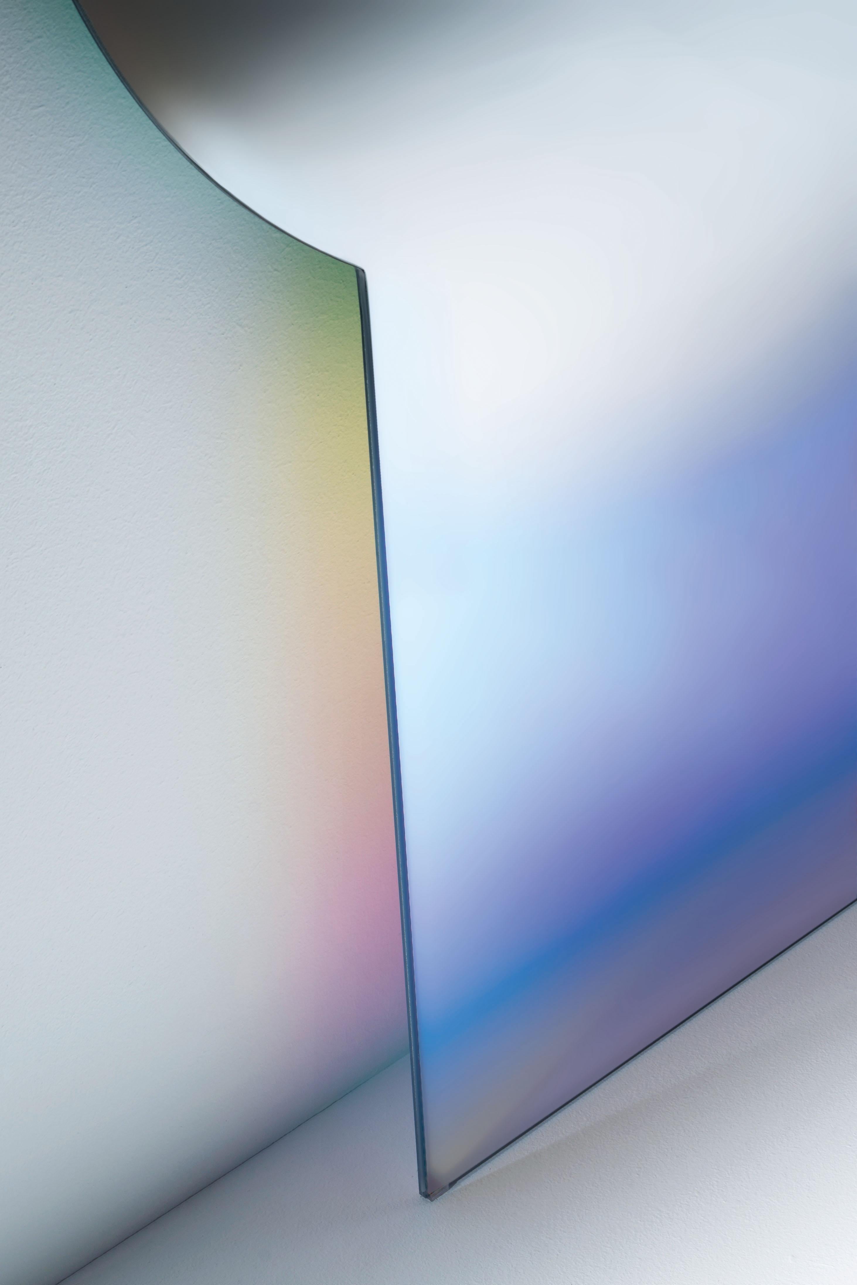 SHIMMER Langer schillernder Spiegel, von Patricia Urquiola aus Glas Italia IN STOCK (Italienisch) im Angebot