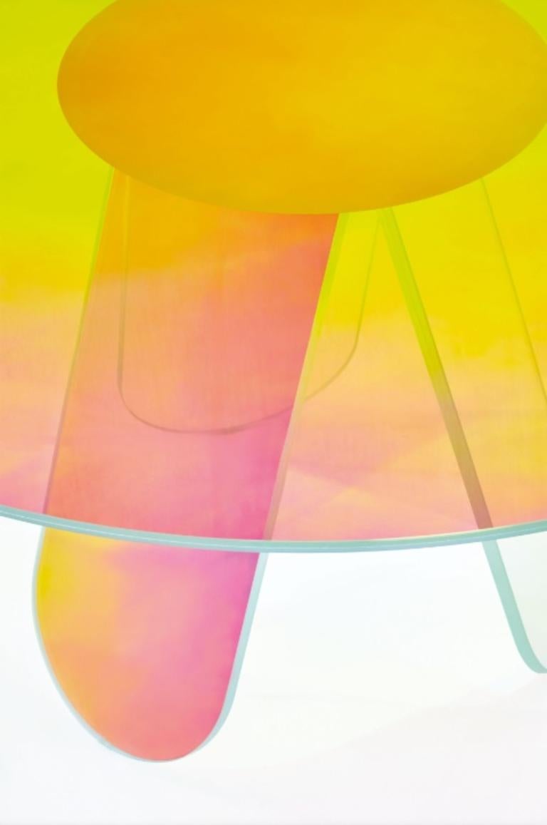 XXI secolo e contemporaneo Tavolino rotondo Shimmer SHI02 di Patricia Urquiala per Glas Italia in vendita