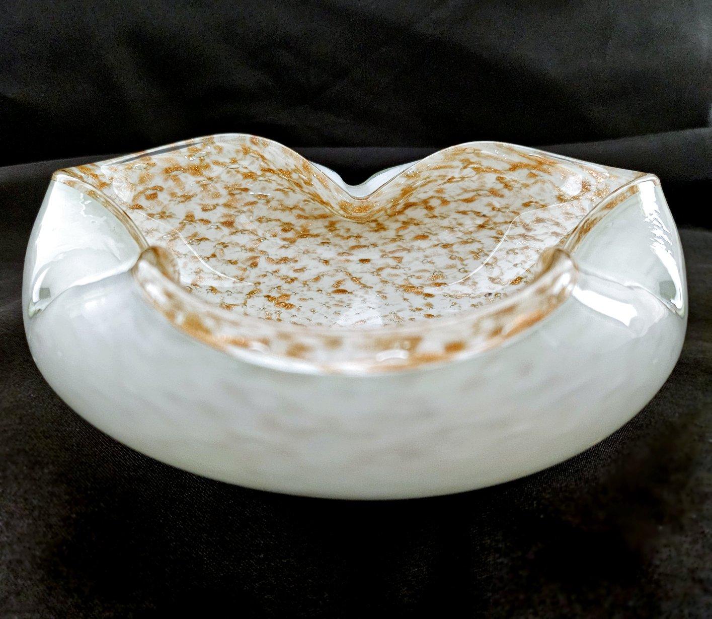 Italian Shimmering Murano Glass Bowl / Vide Poche with Copper Aventurine - Vintage For Sale