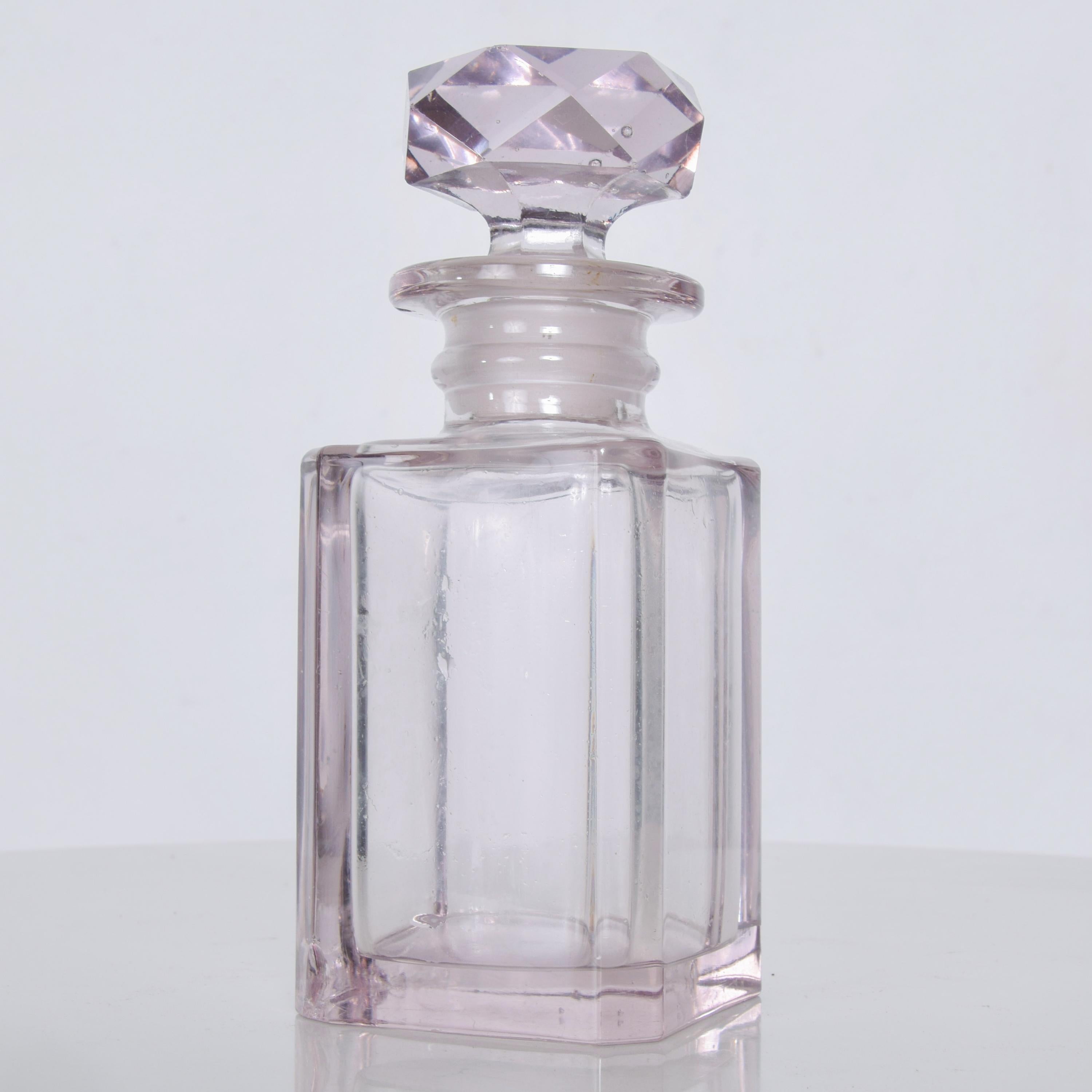 glass perfume bottle with stopper