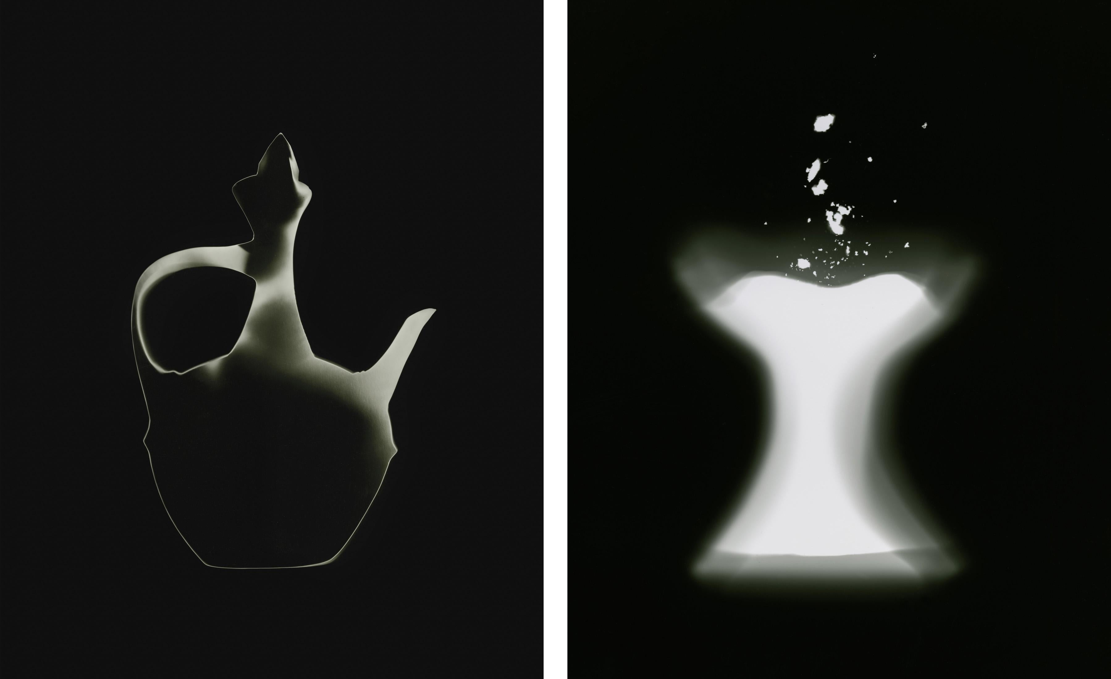 Abstract Photograph di Shine Huang - Jebana e detriti di incenso, dittico. Stampa in bianco e nero